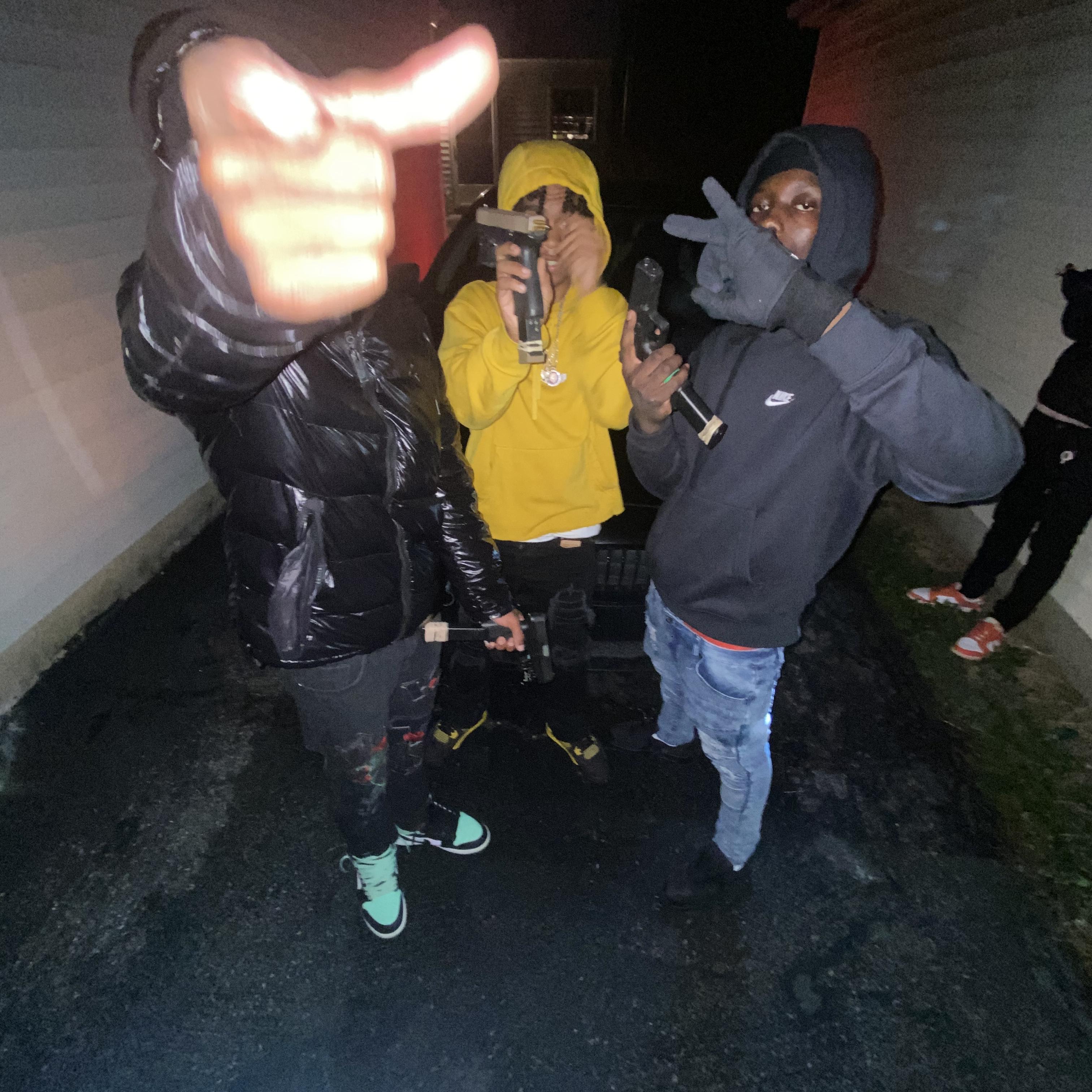 TRAP MUSIK by Mdgm8ee cover art