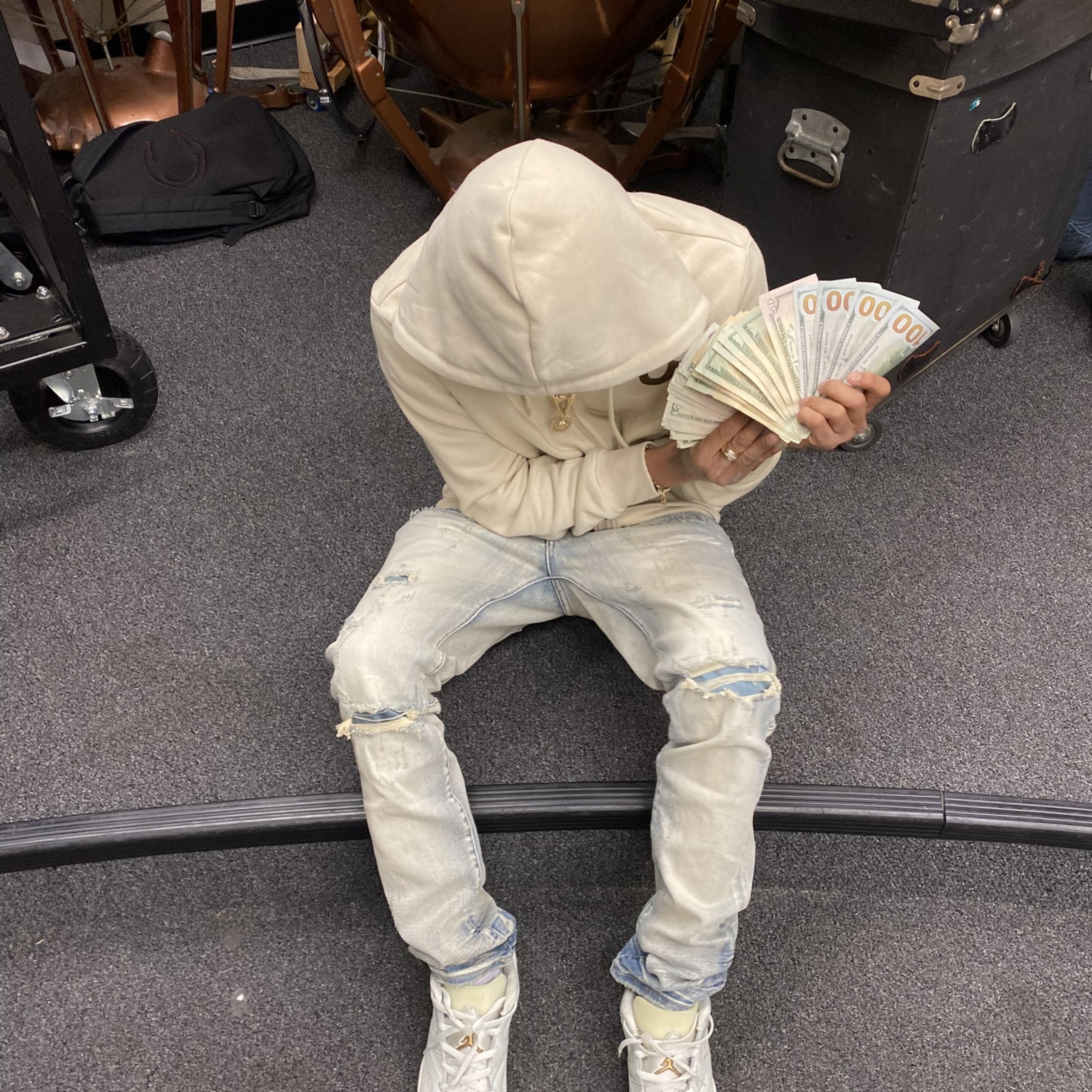 50 Pounds artwork