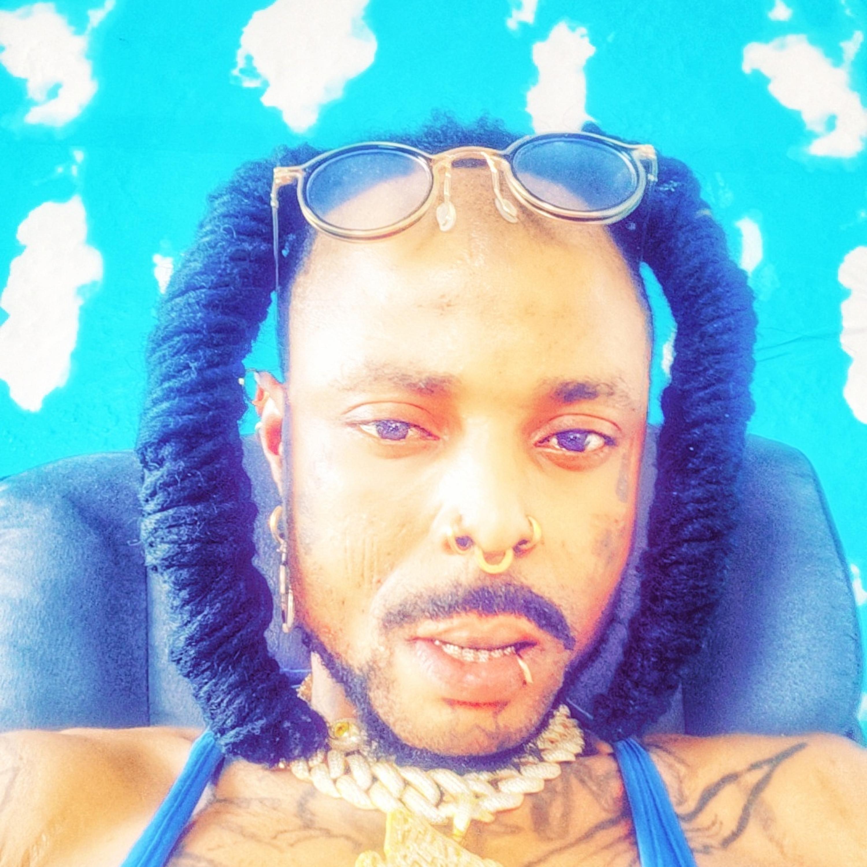 me nor come this life to suffer artwork