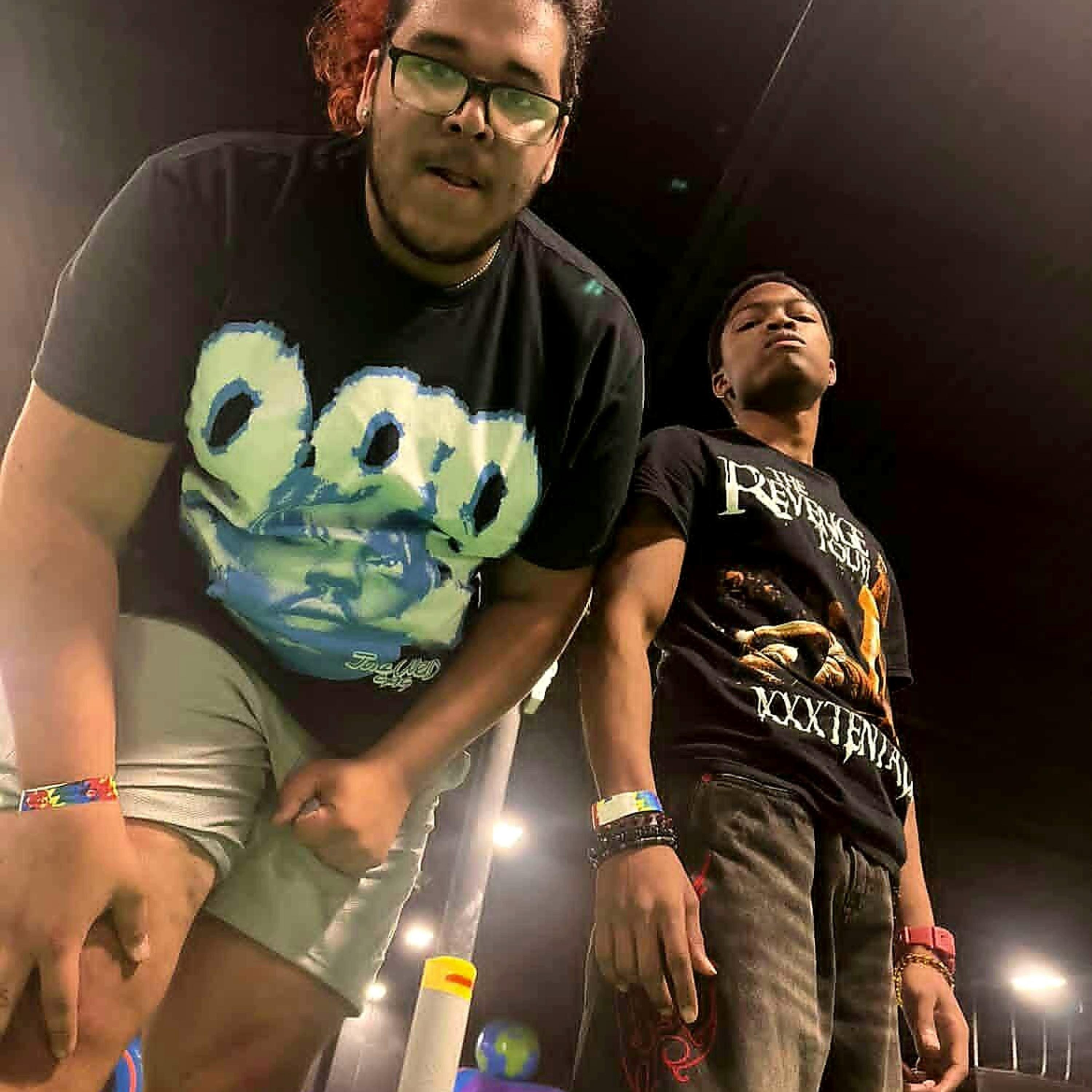 Drowzzy Twinz artwork