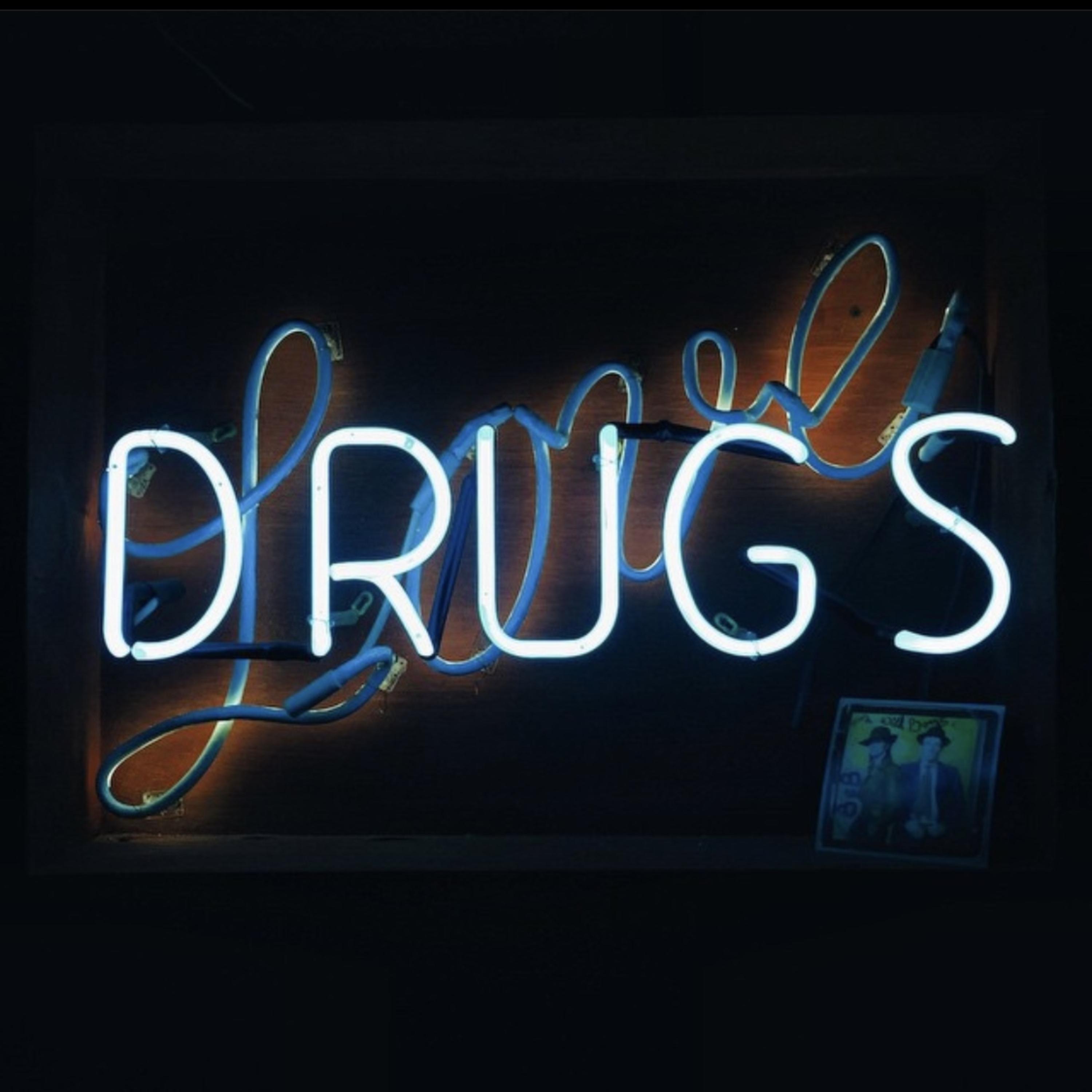LOVE DRUGS artwork