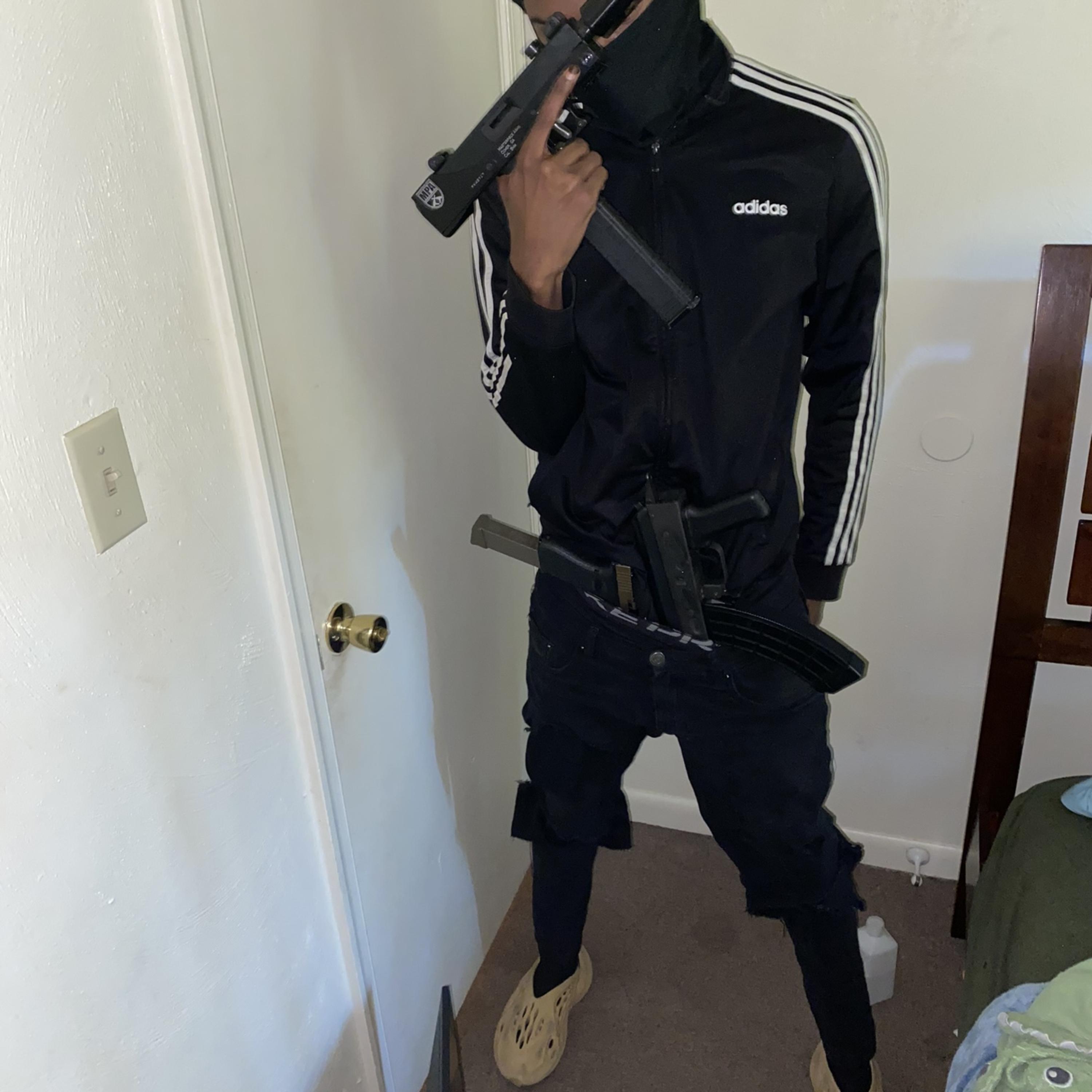 Everybody Shot artwork