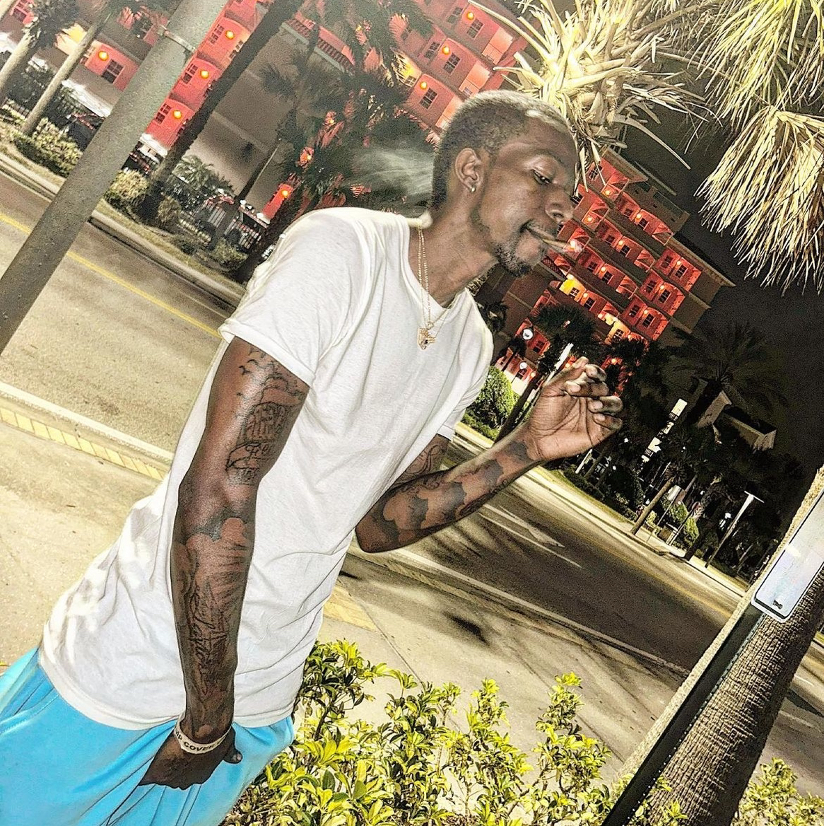 Mike Chi$