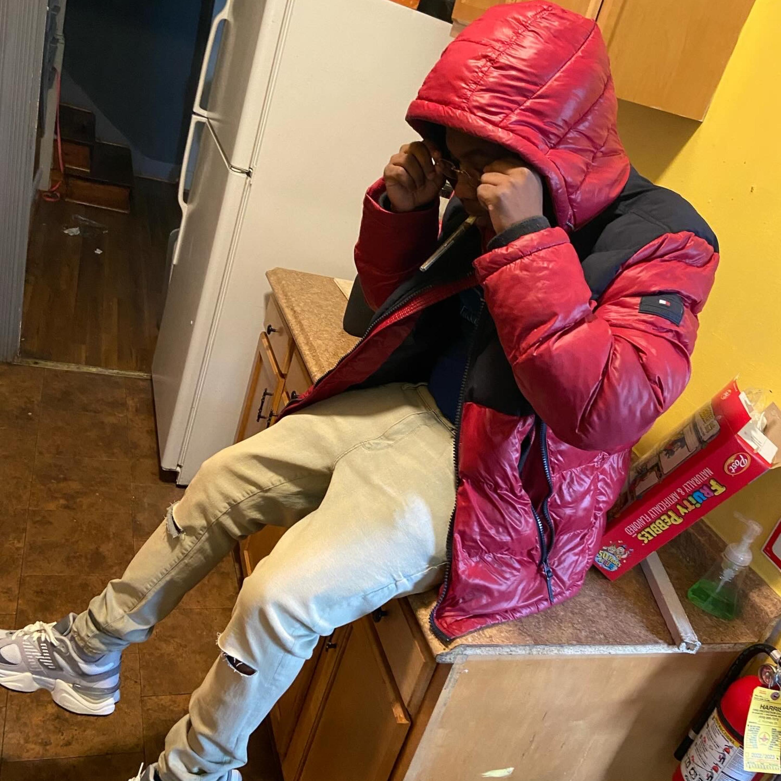 She Onna Moon artwork