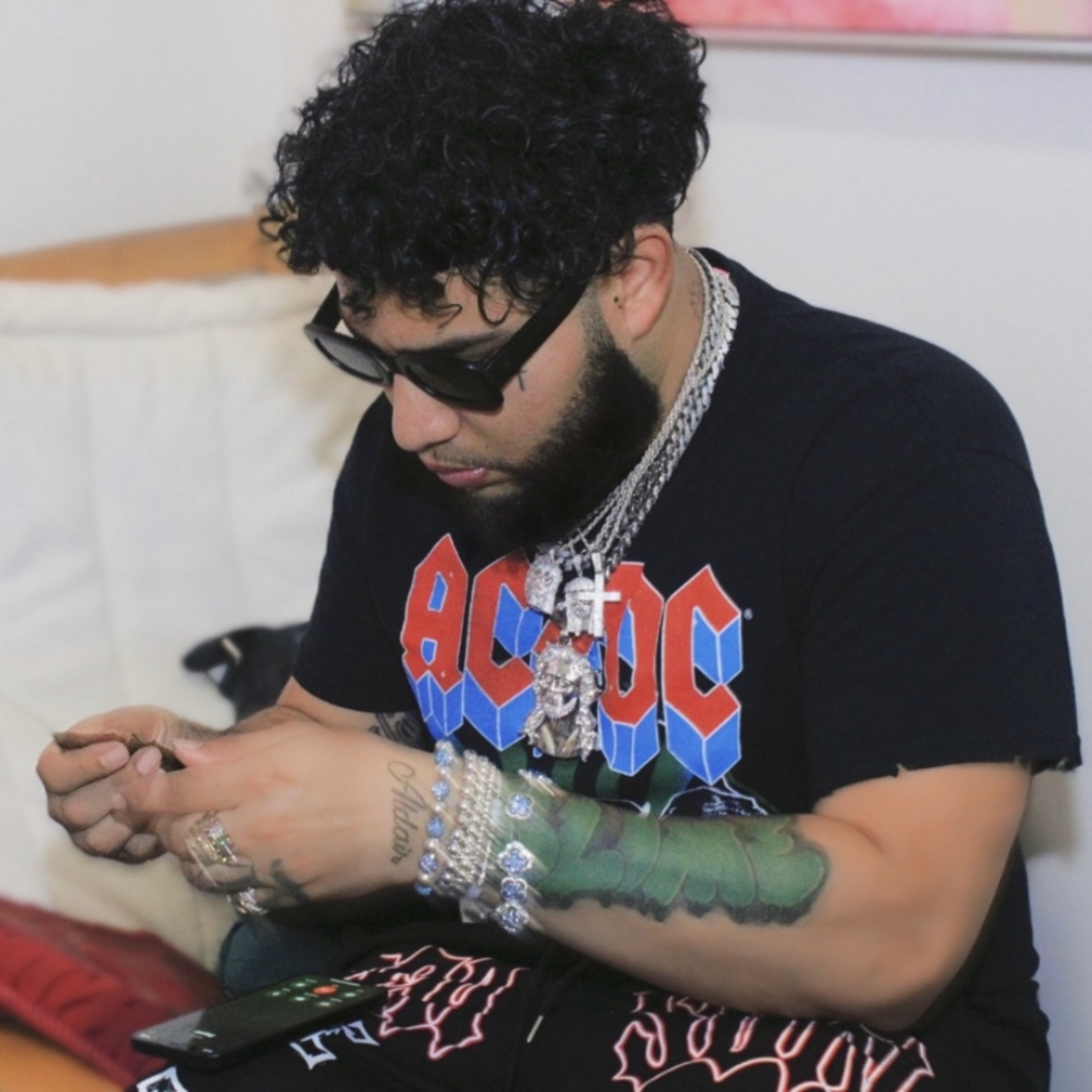 Pick Up The Phone artwork