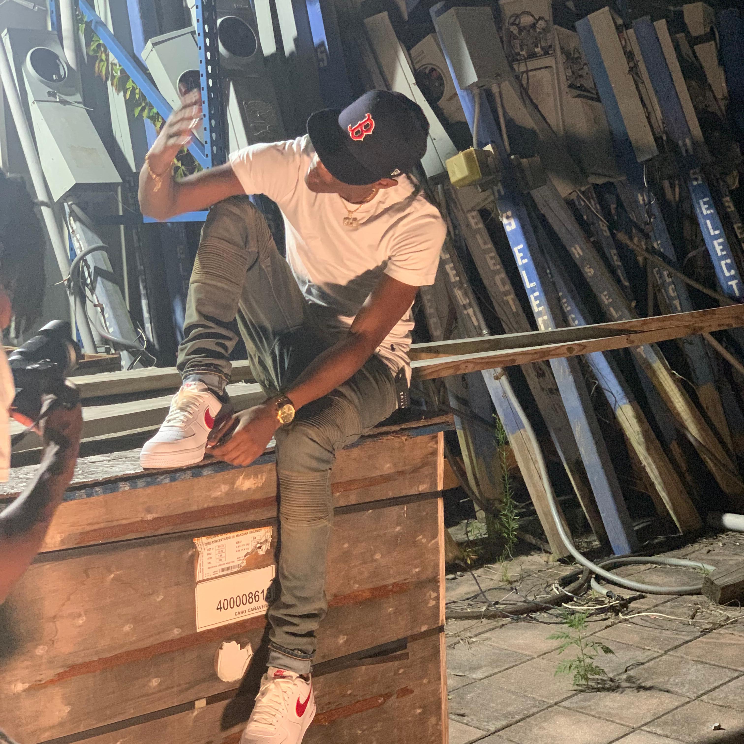 KoolLilNi93a Lingo artwork