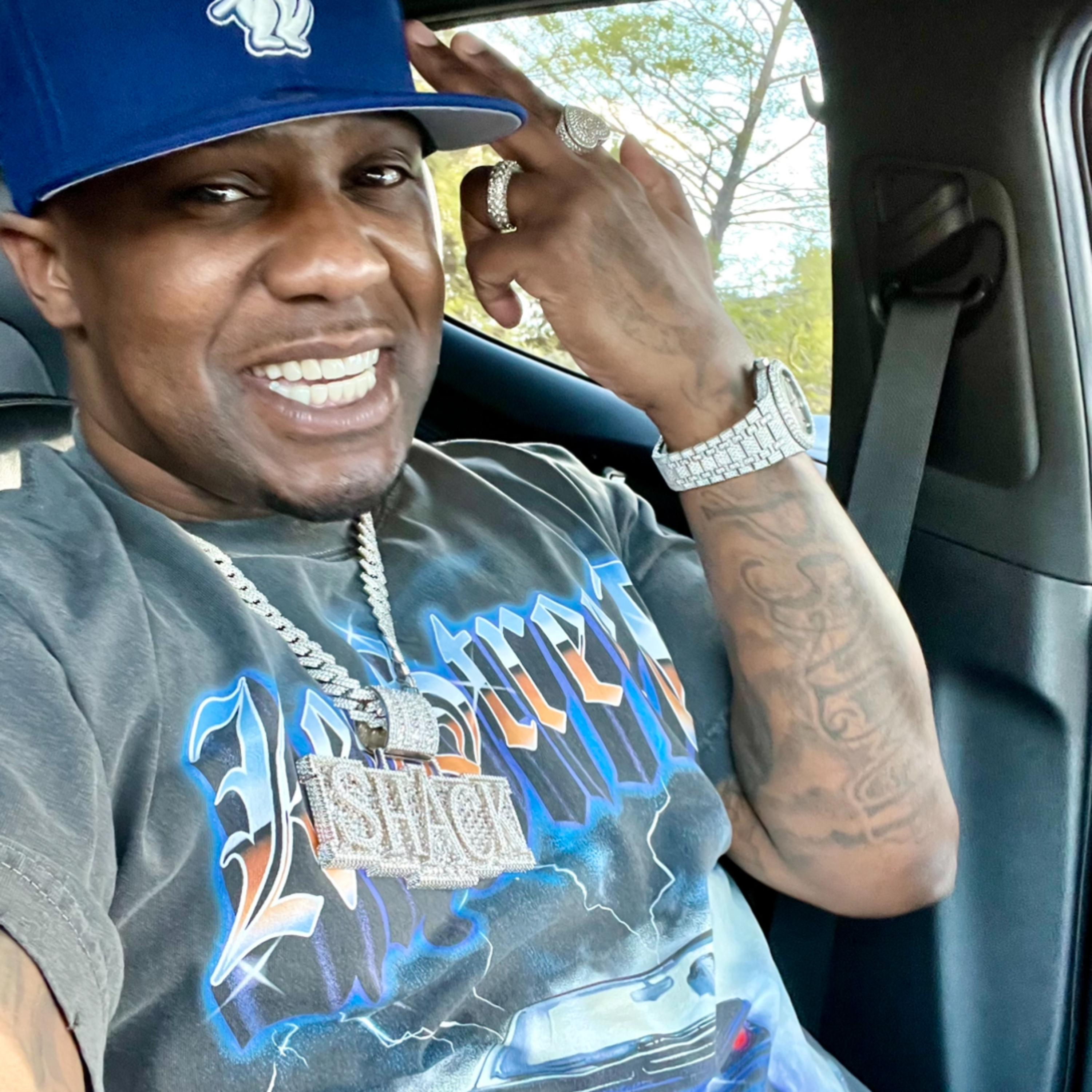 Make a move on em artwork