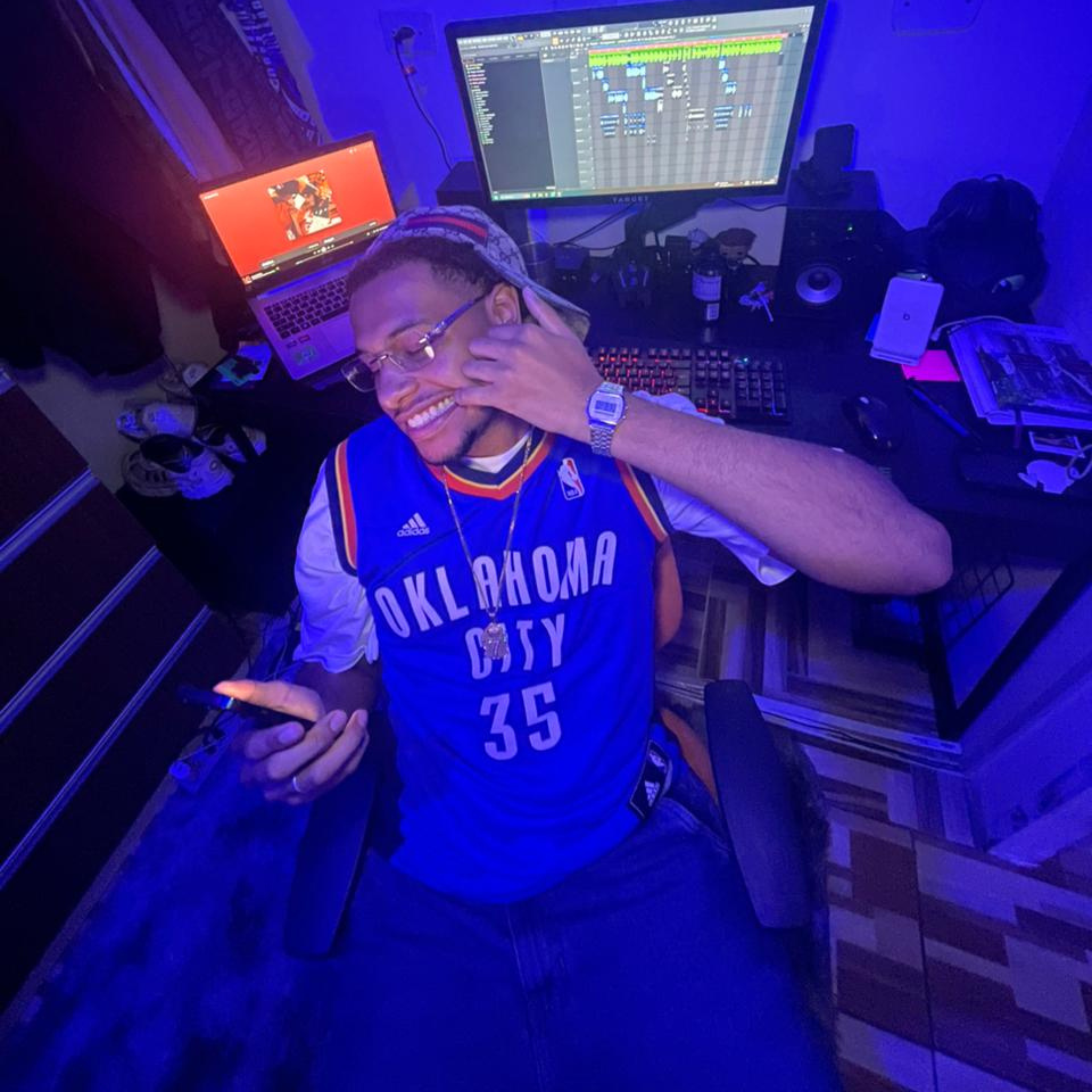 MOLHO NA AMIRI by youngsev3n cover art