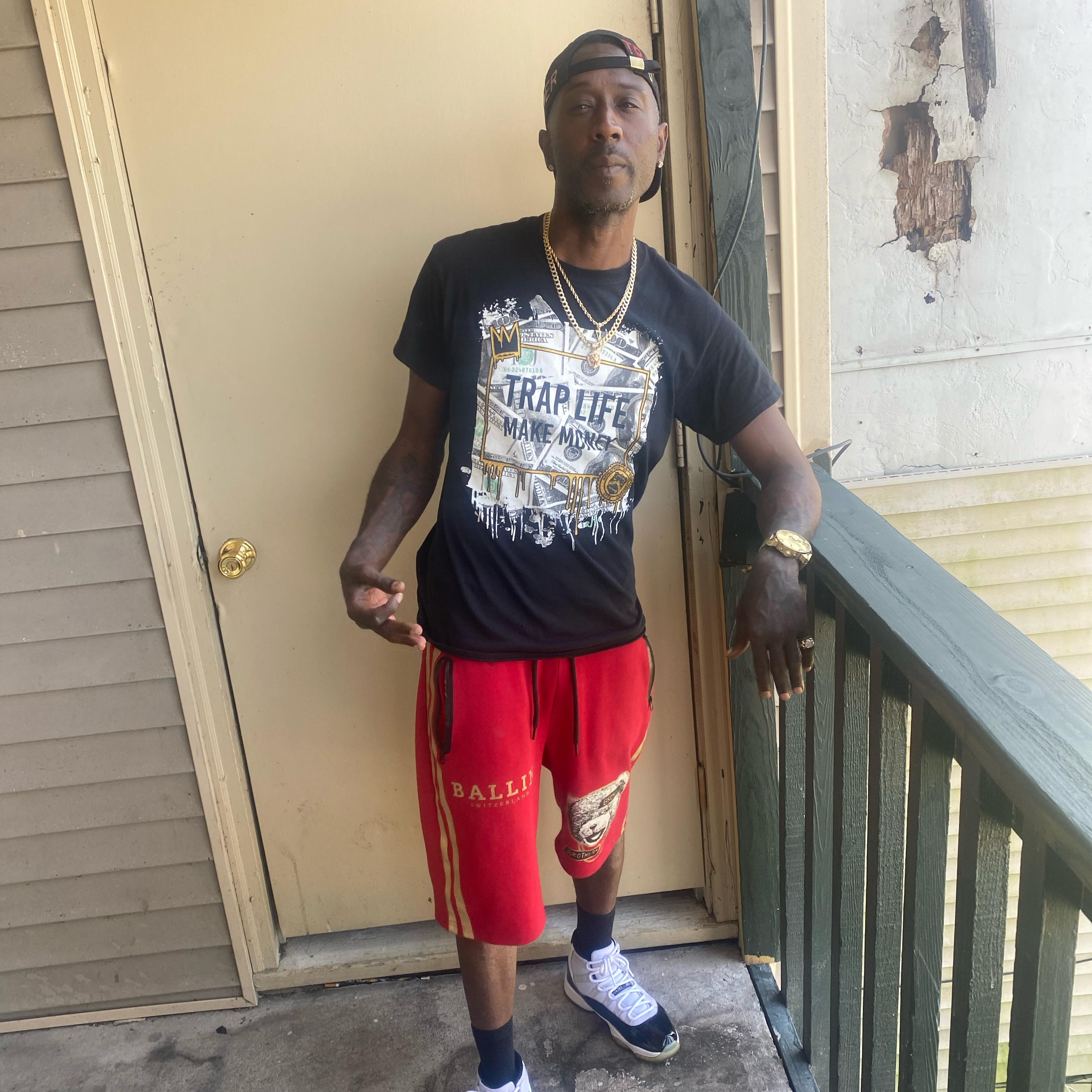 Hood Im Leaving by Antonio Blsck Flexer cover art
