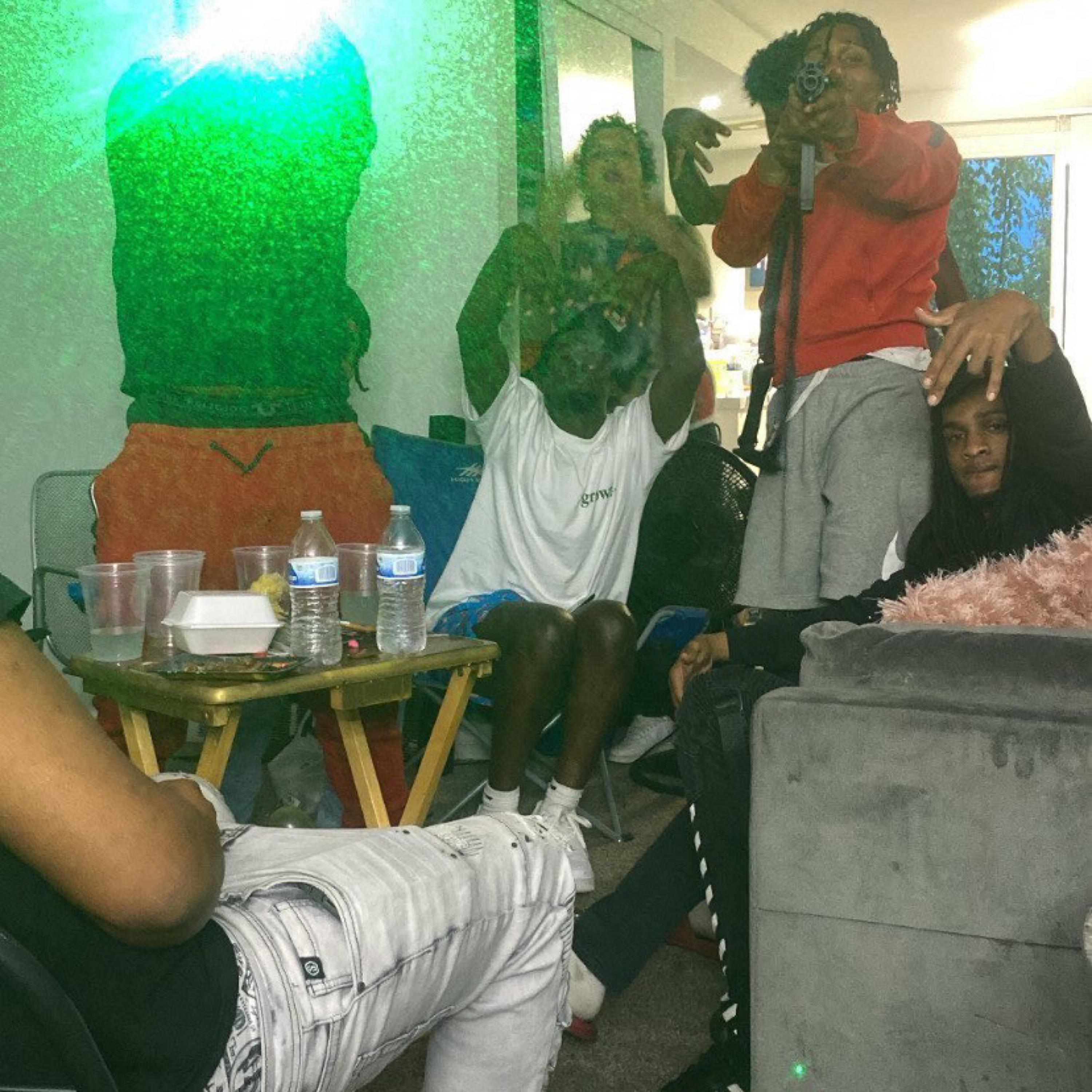 Top Sharks artwork