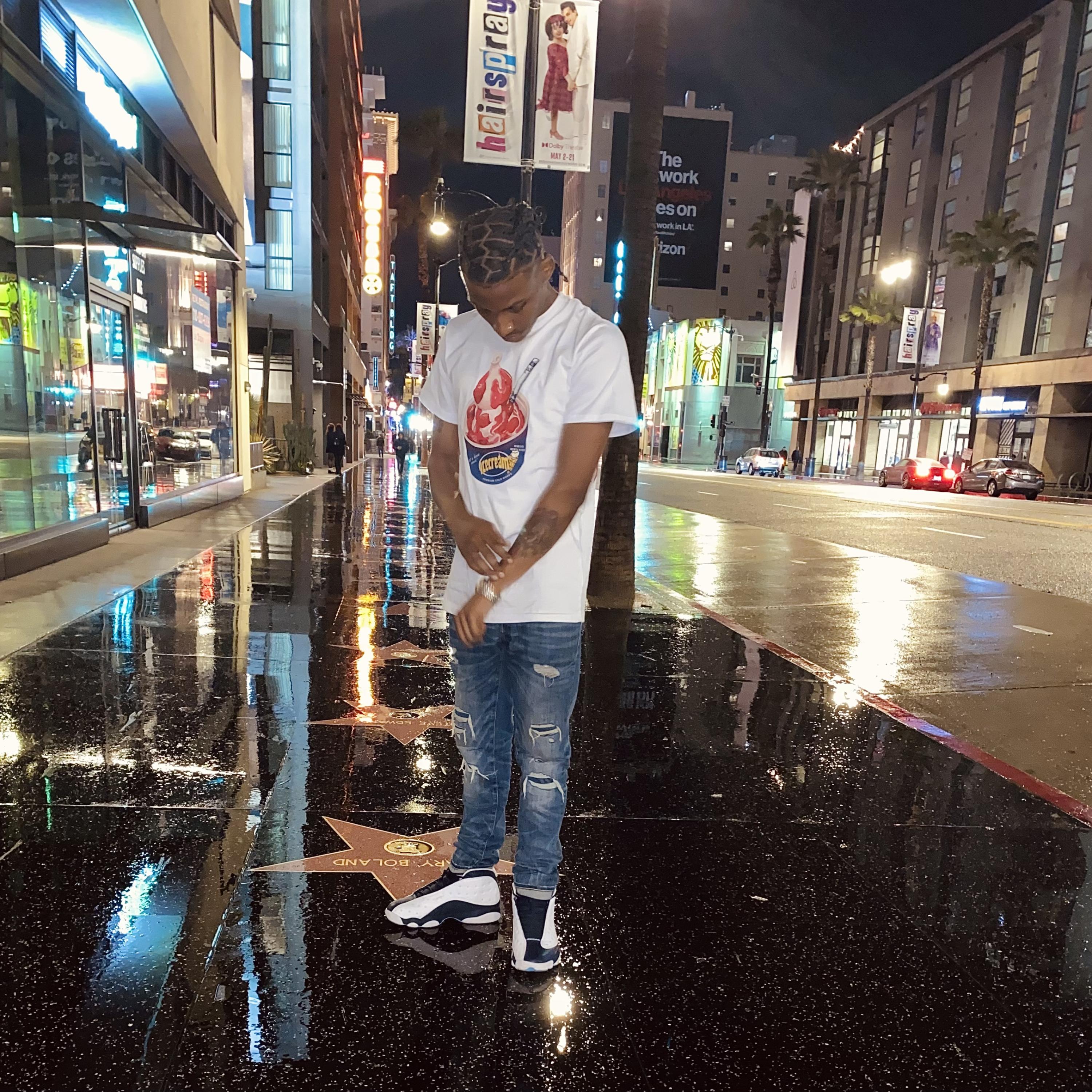 HOODSTAR artwork