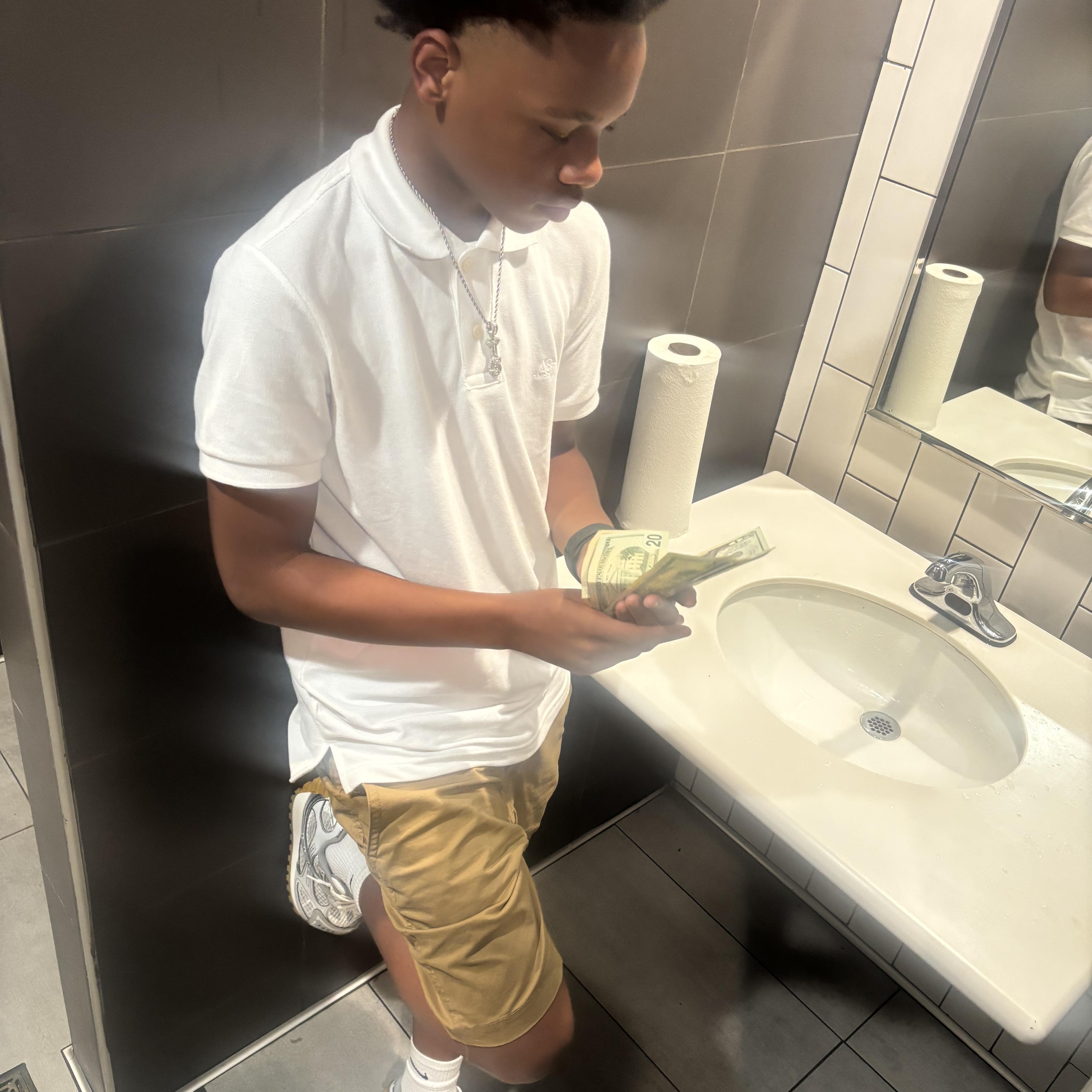 Y5 Flow artwork
