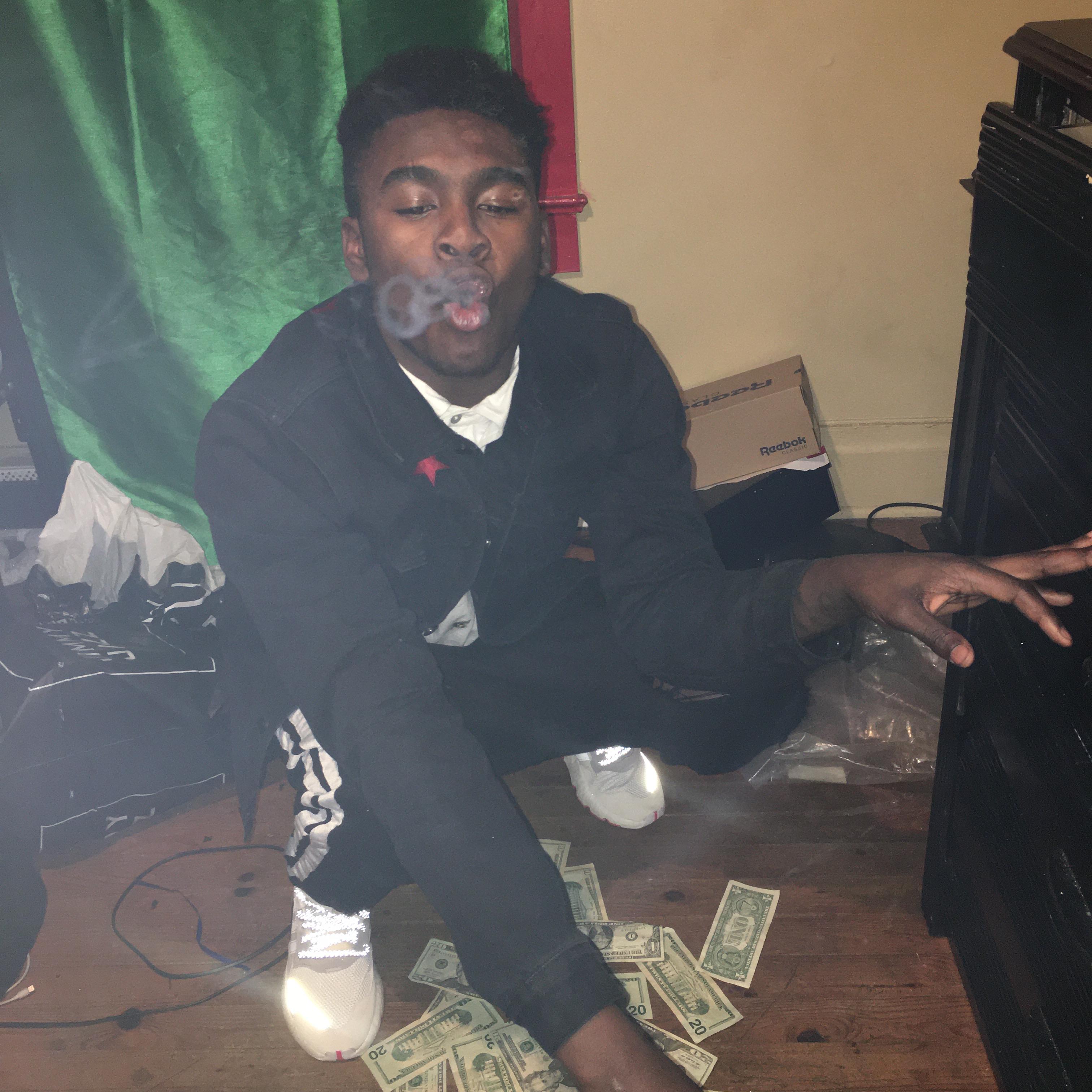 XXL artwork