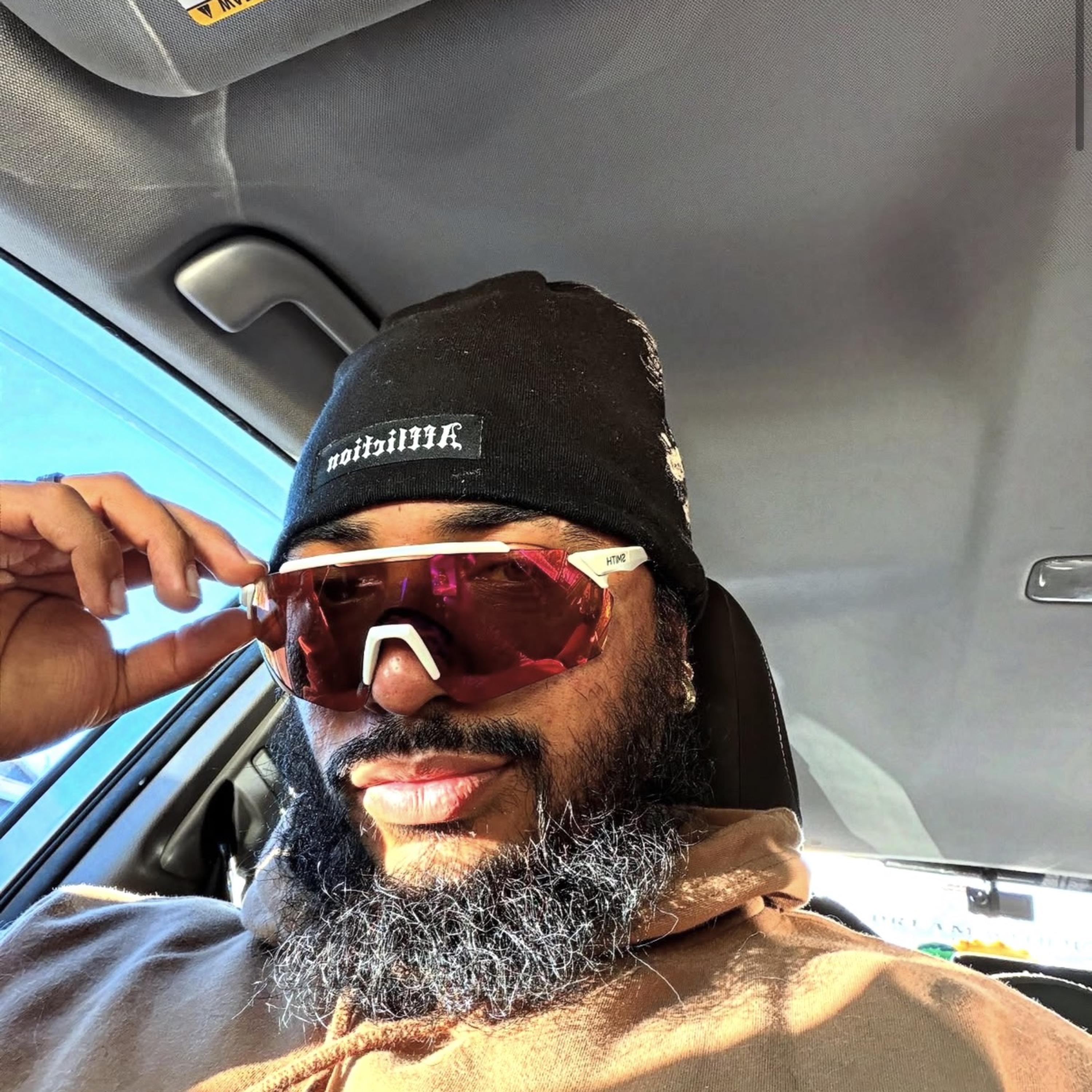 No Mirror Needed artwork