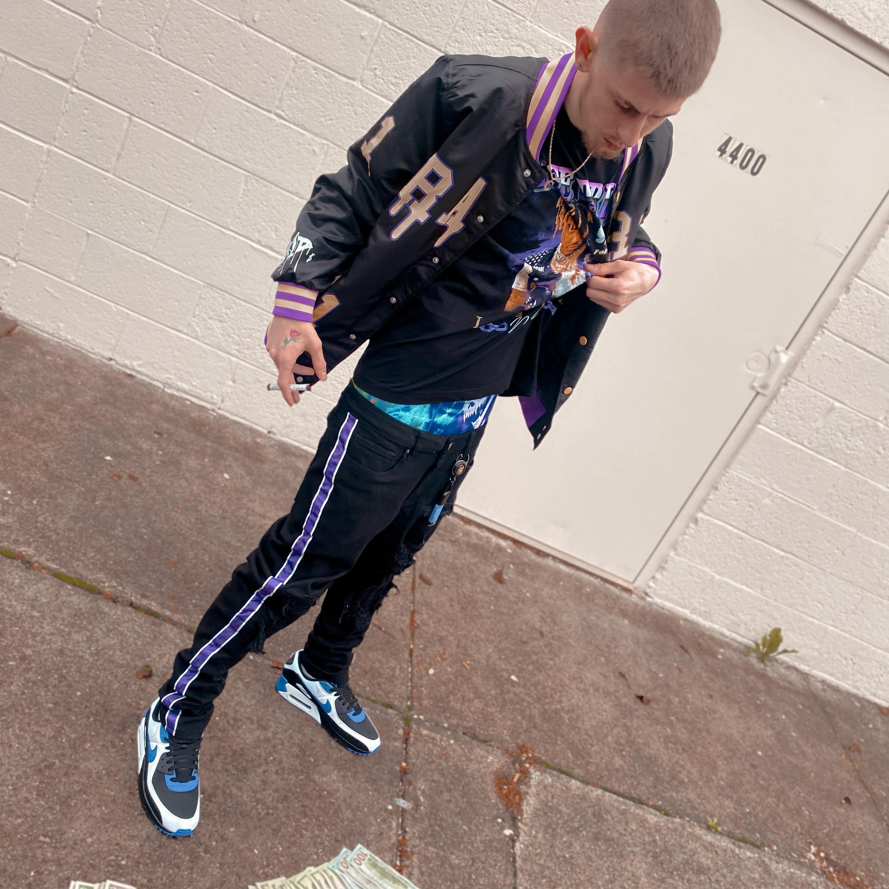 No Trust artwork