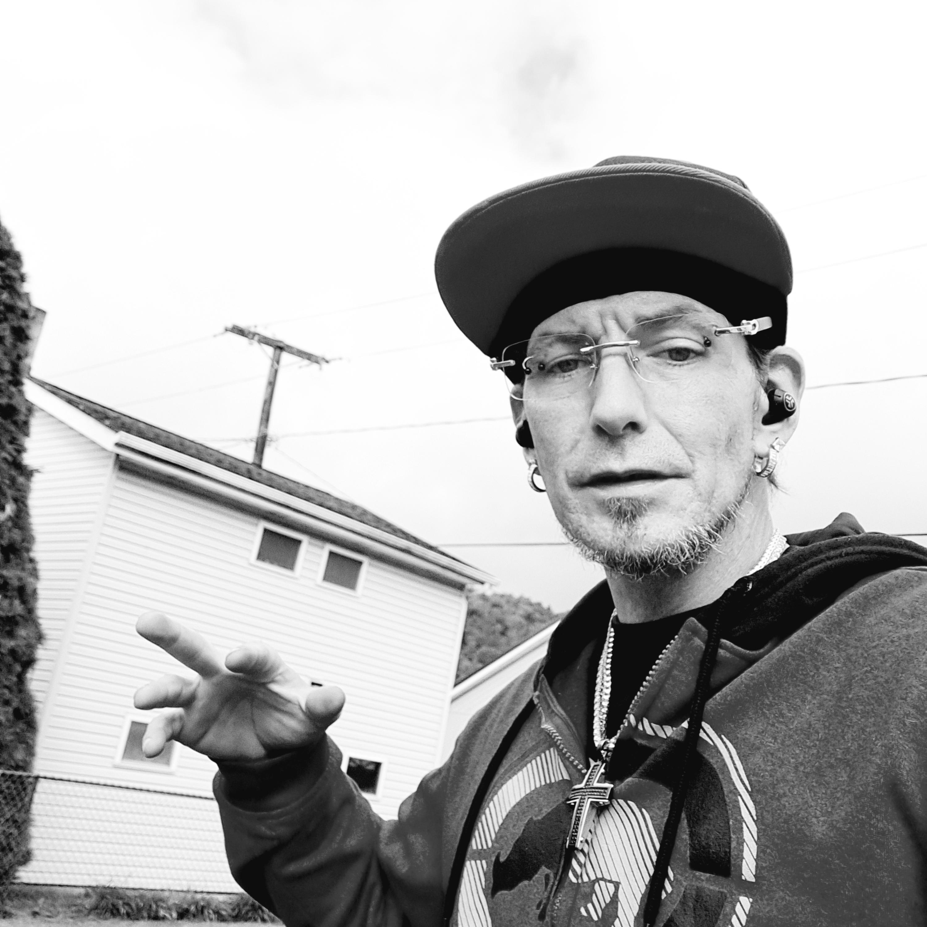 3 Bodies (BEAT) artwork