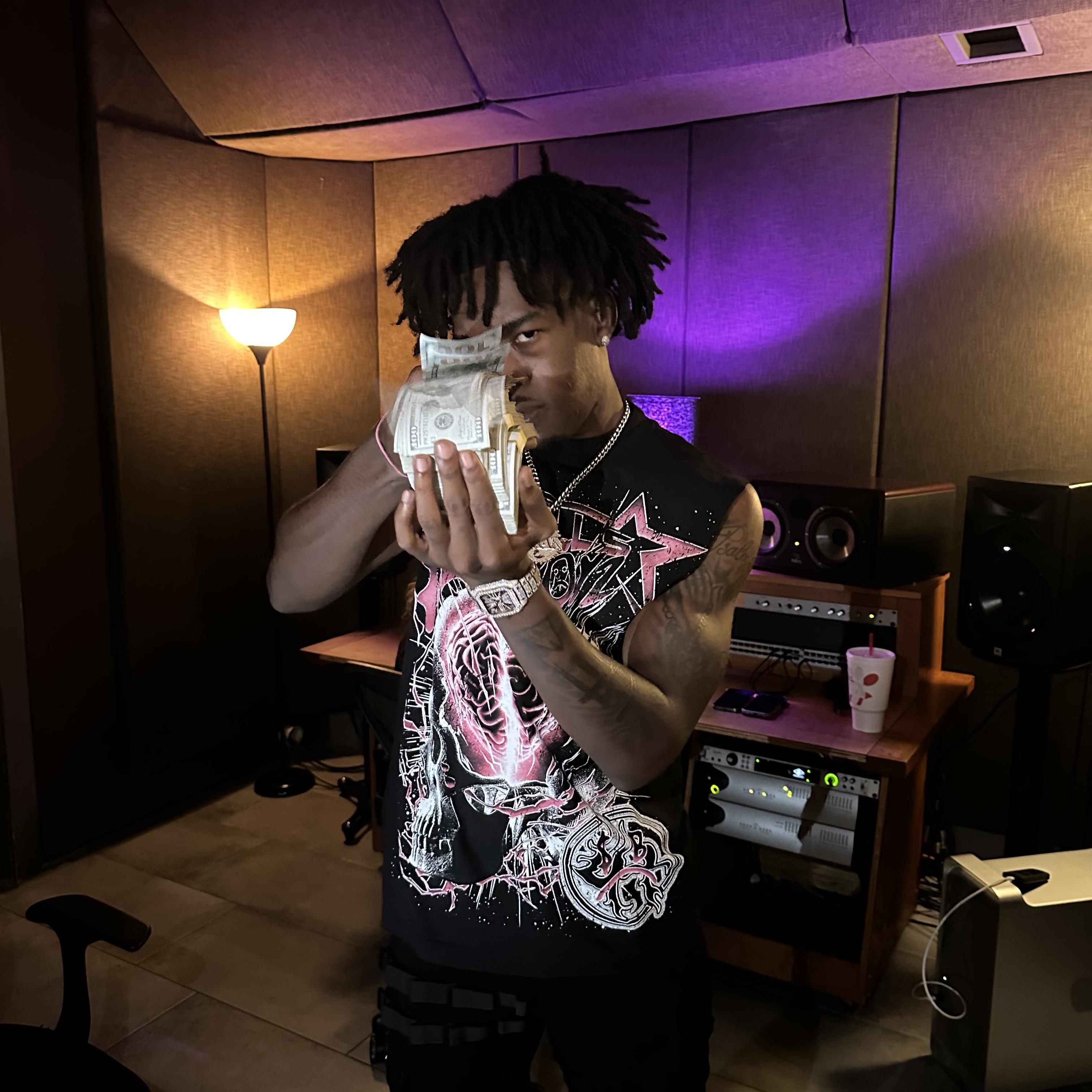 Yn With A Bankroll artwork