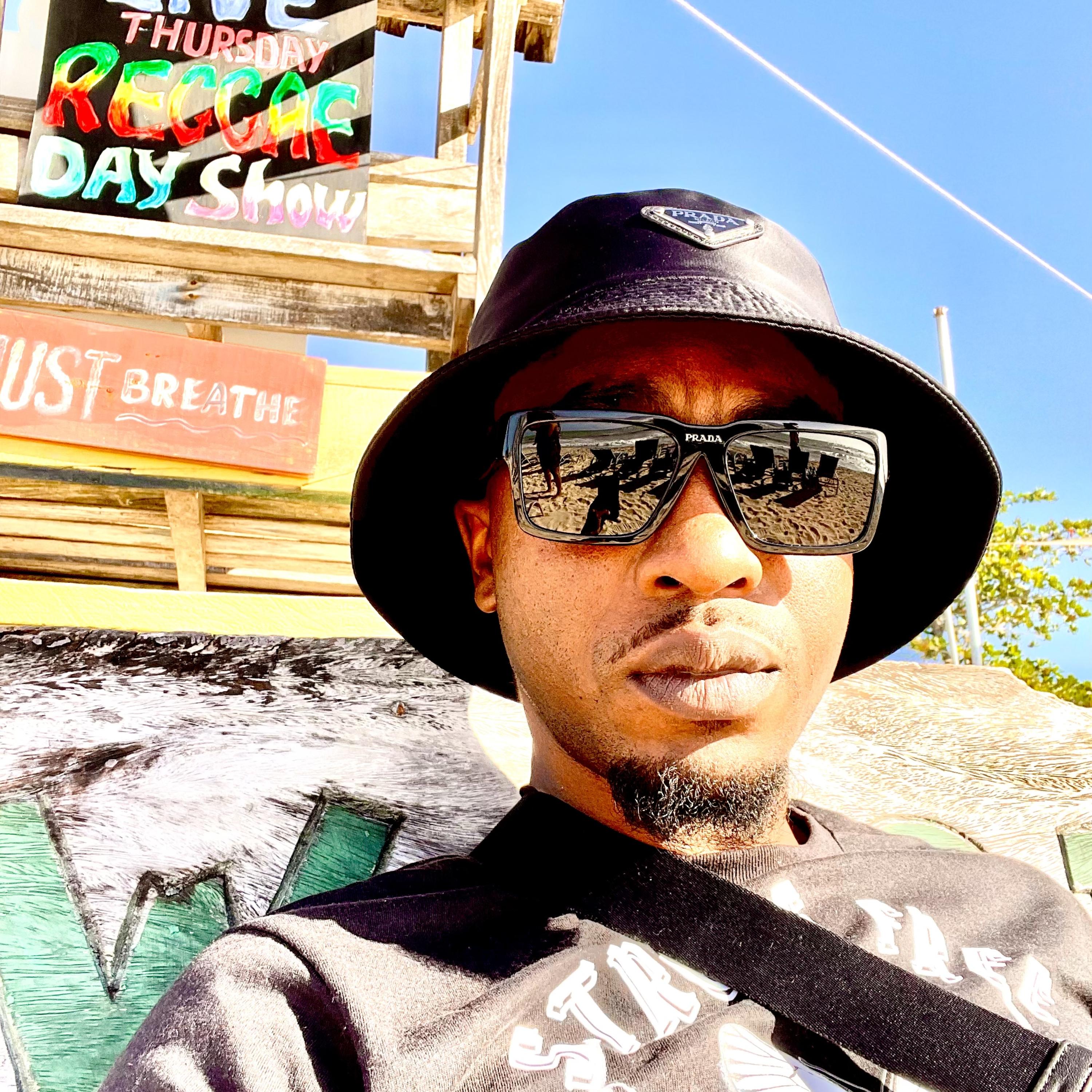 Prosecco Confessions artwork