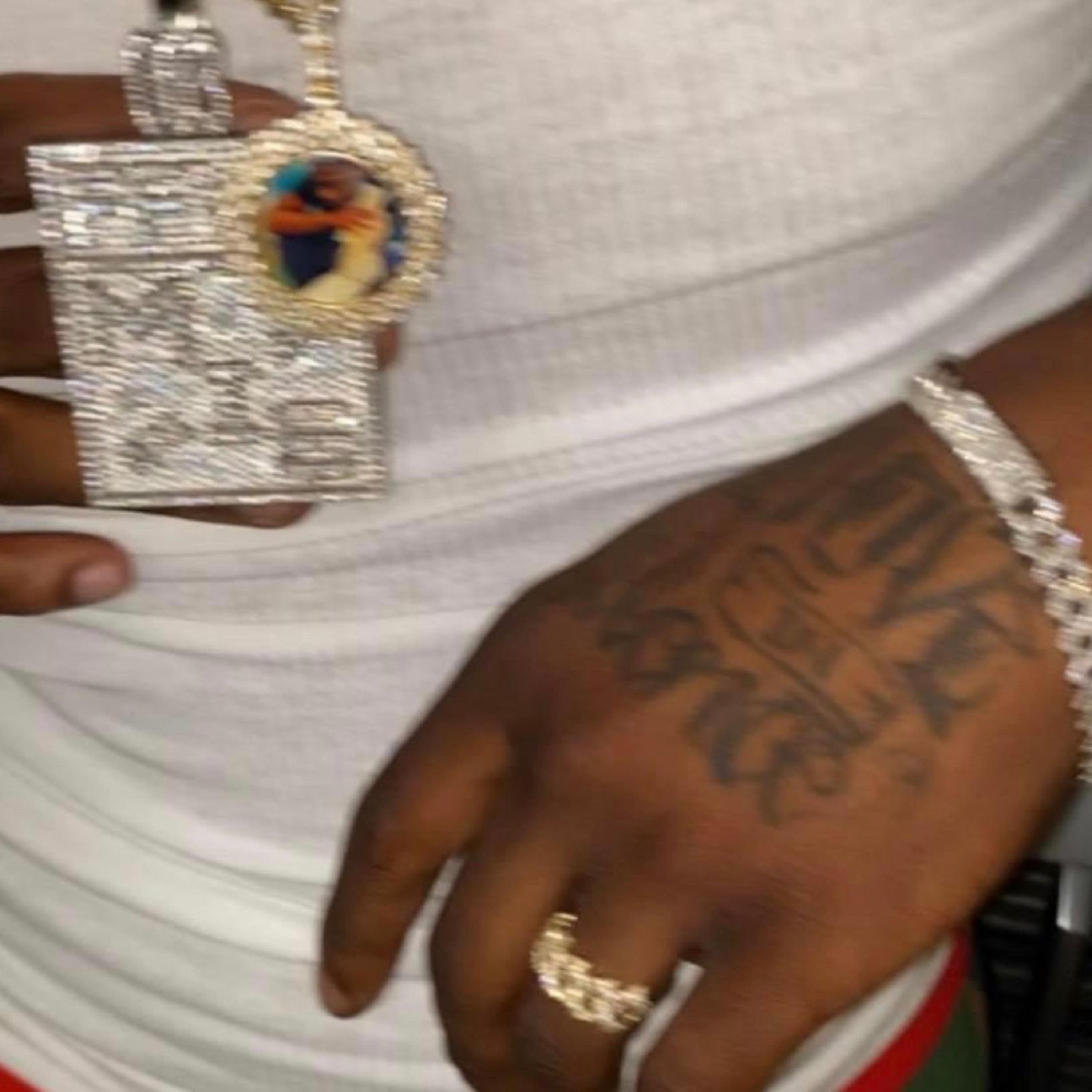 FREE CHRIS ELITE artwork