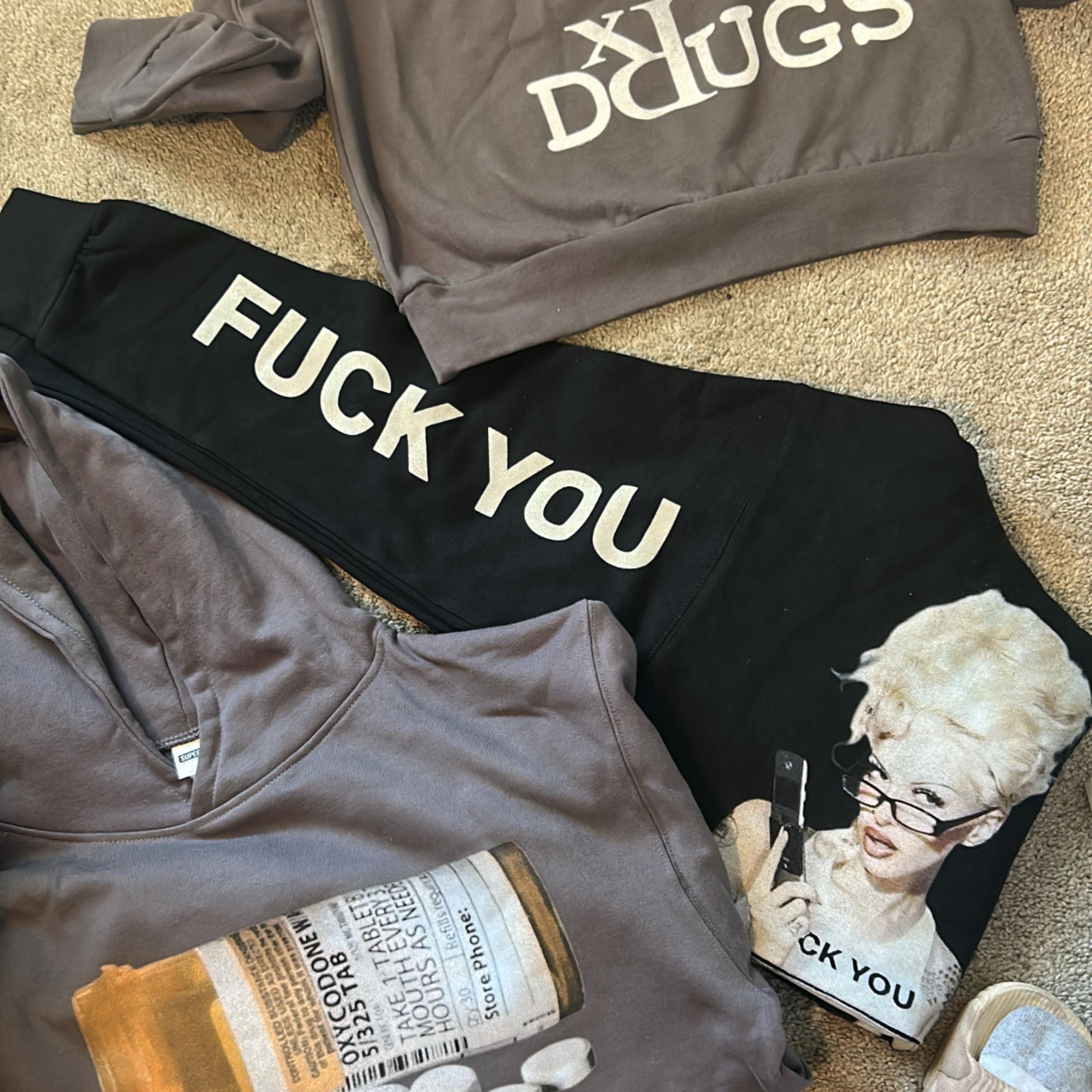 rich off clothes artwork
