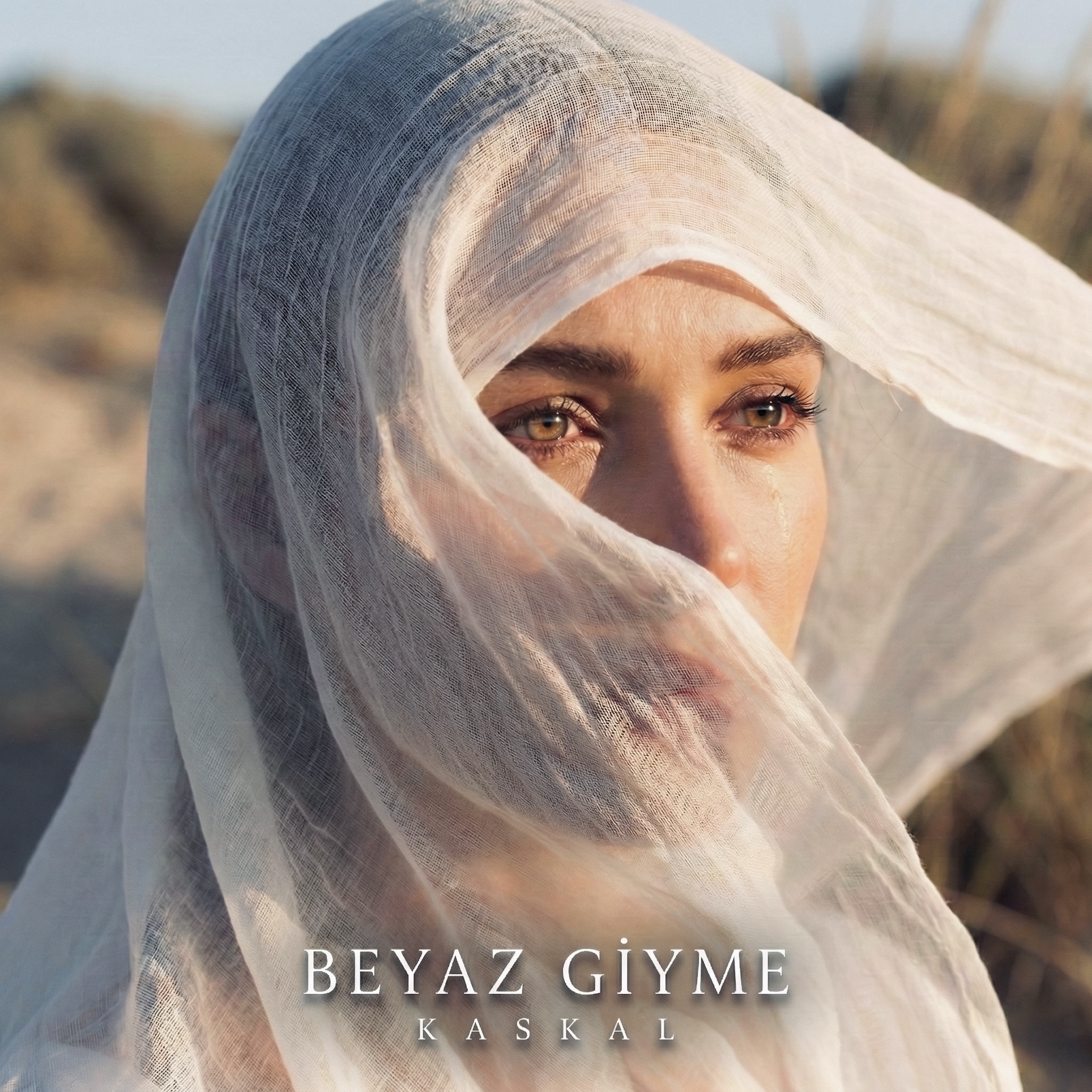Beyaz Giyme artwork