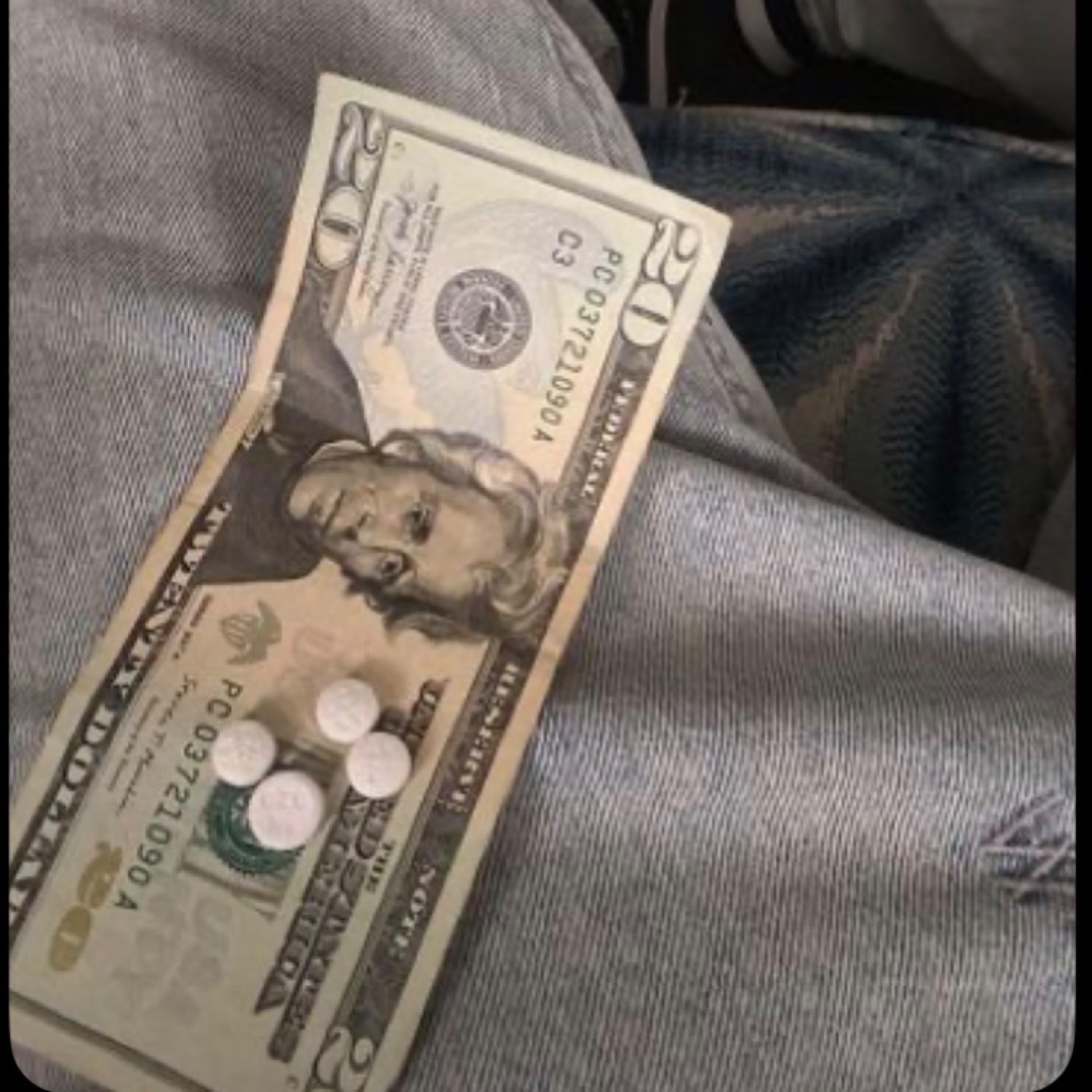 Junkie Shooters (Slabs) artwork