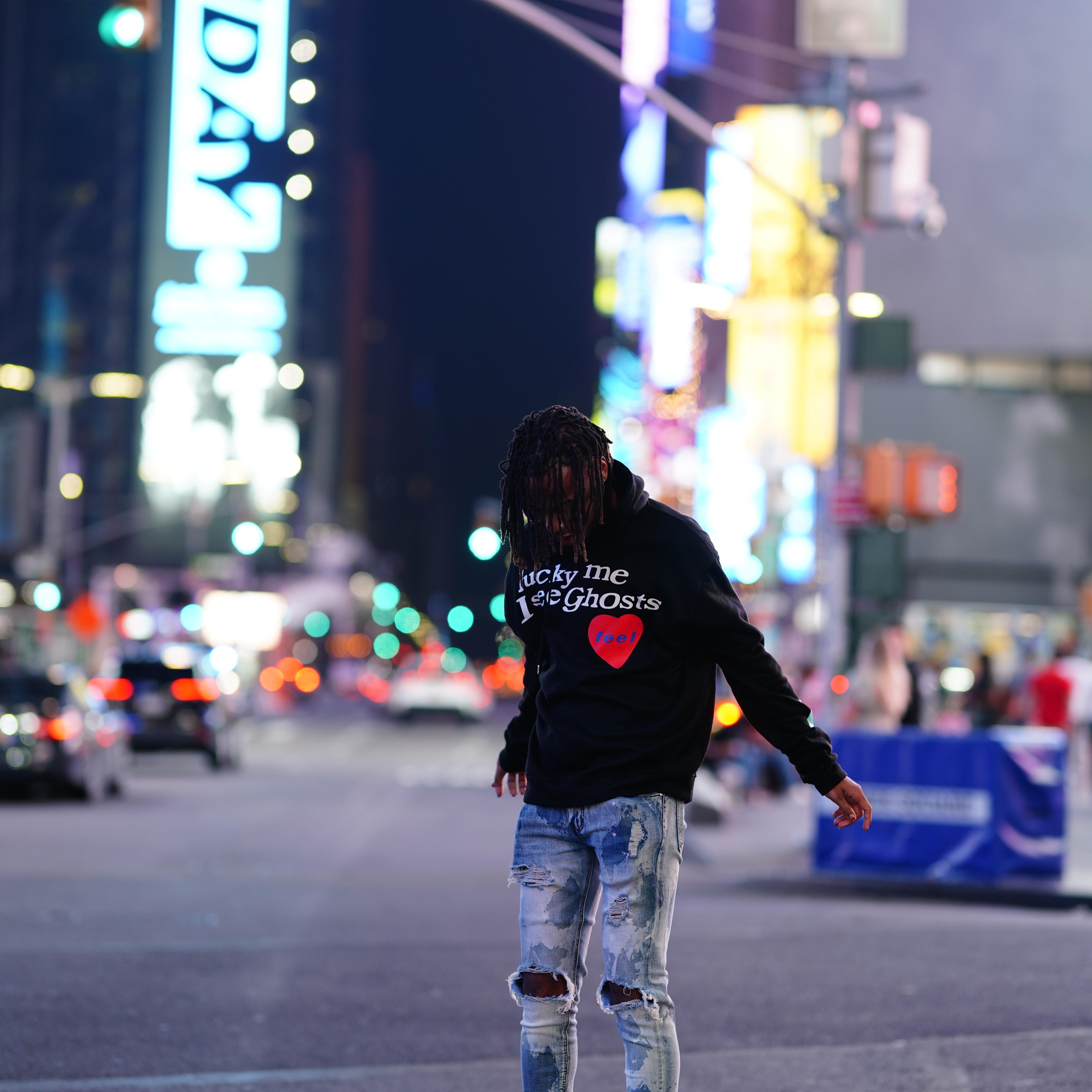 No Love artwork