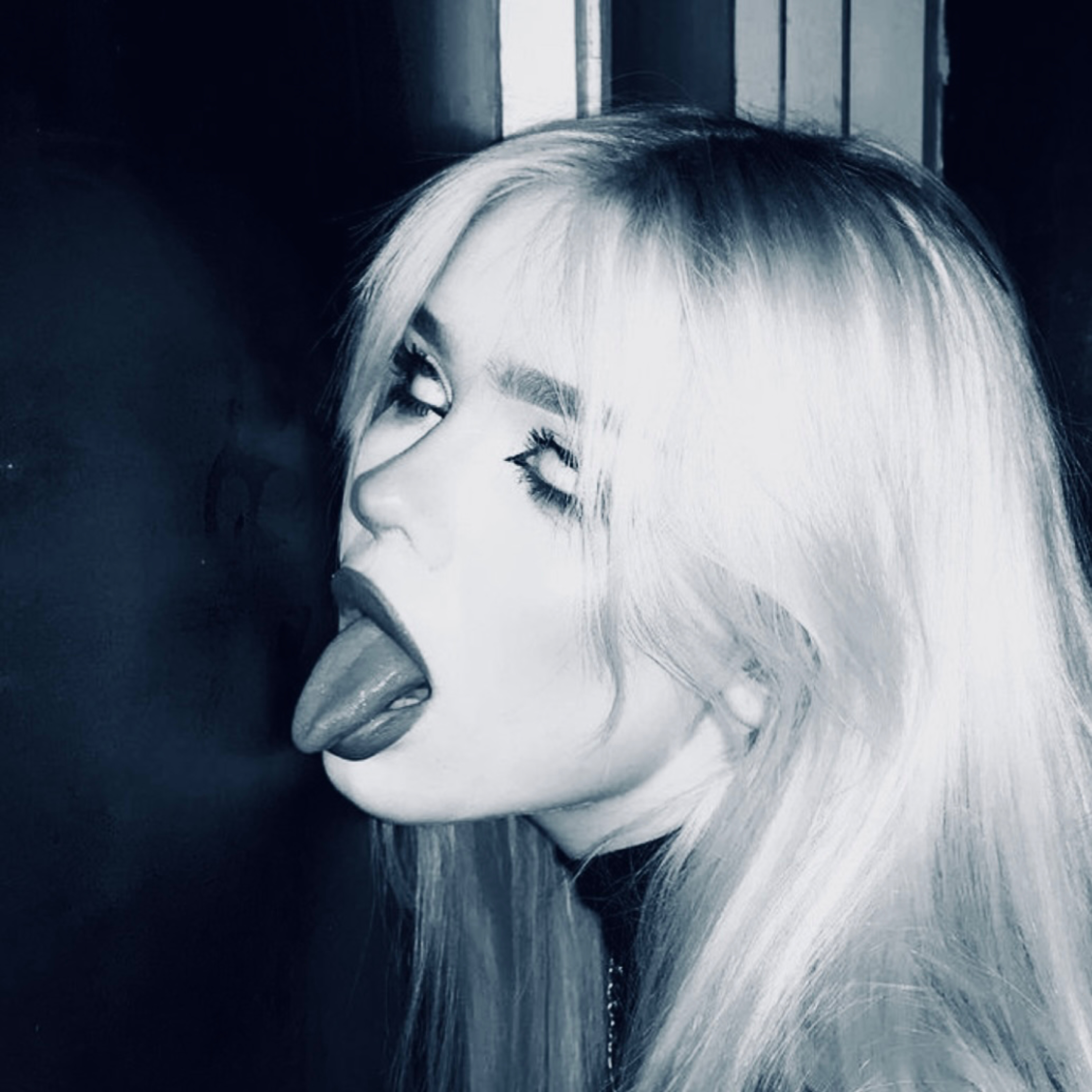 fuckimloneley artwork