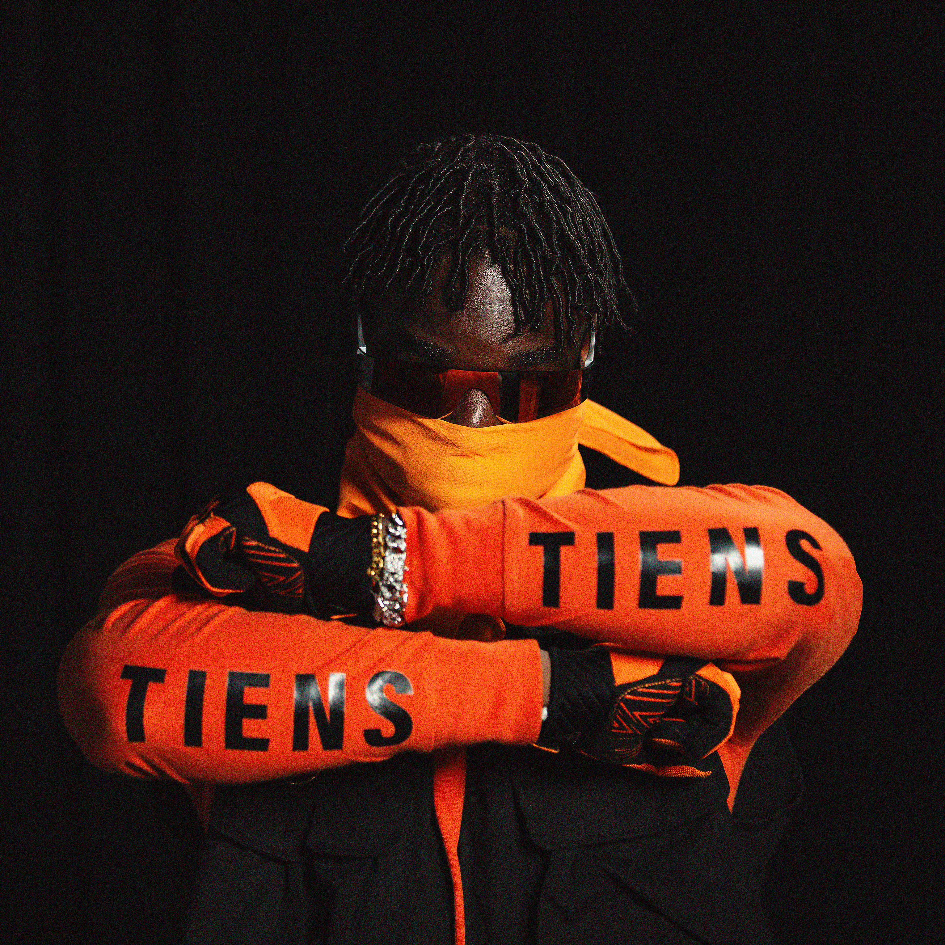 Tiens Tiens artwork