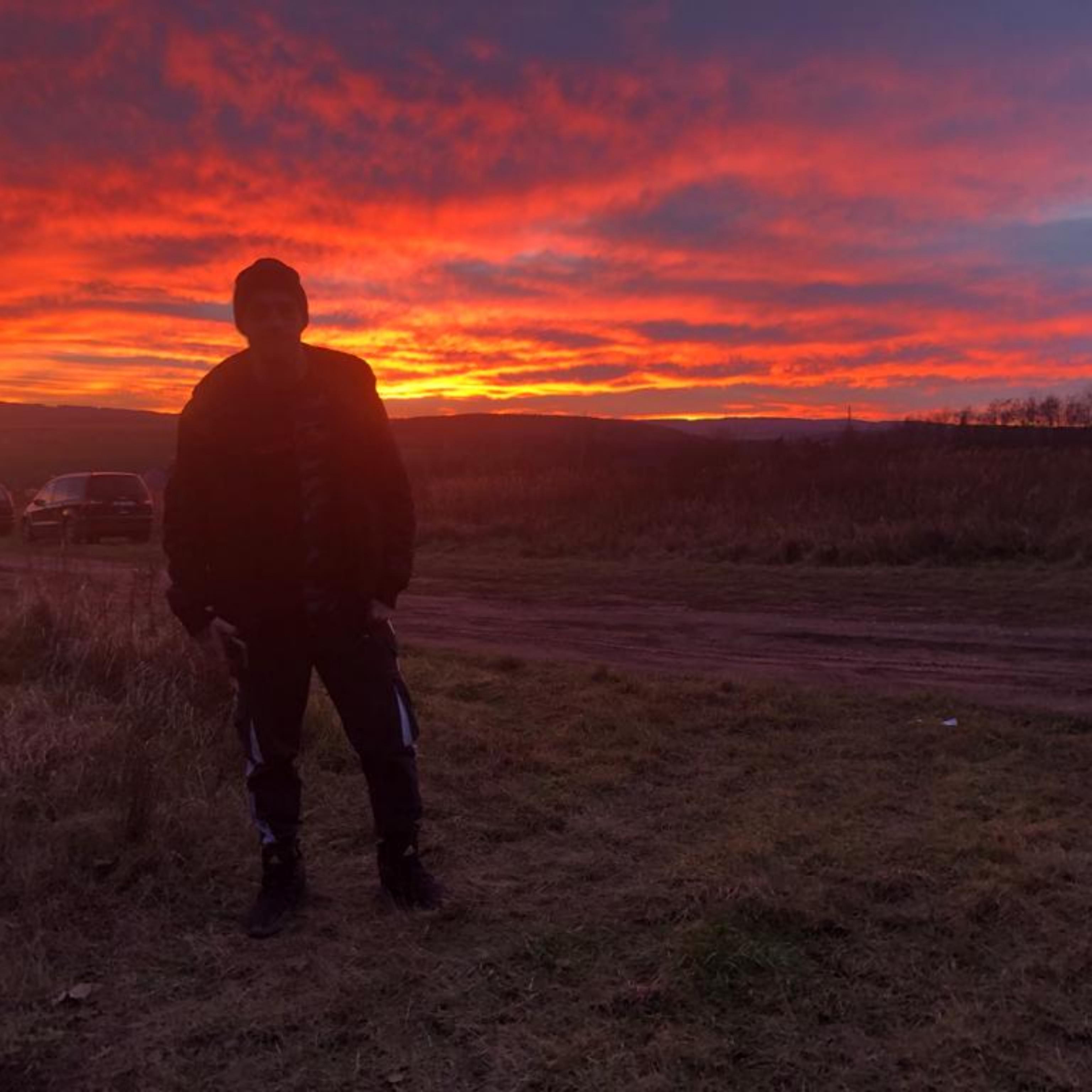 Sunset DH KN artwork