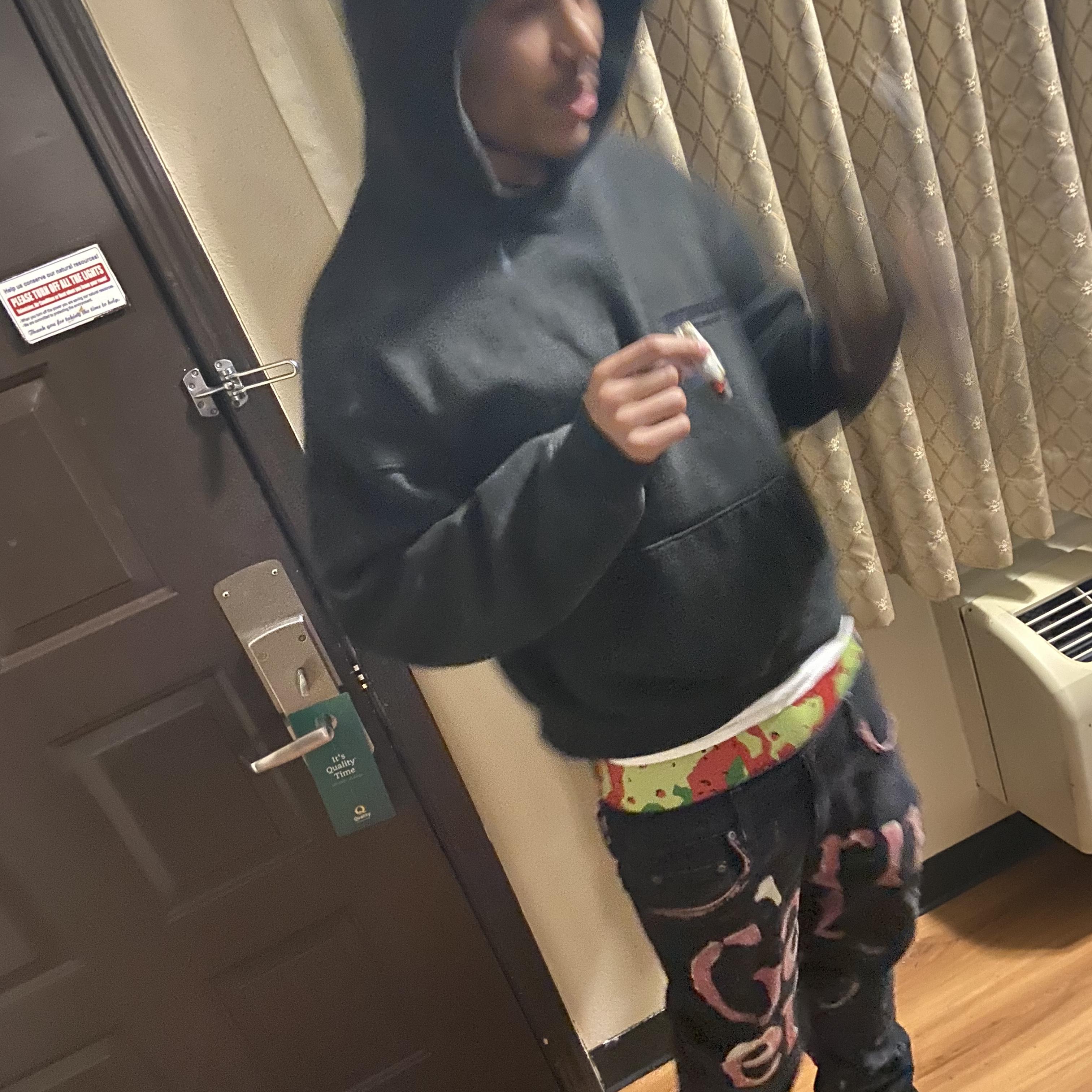 wtf is a moHB? artwork