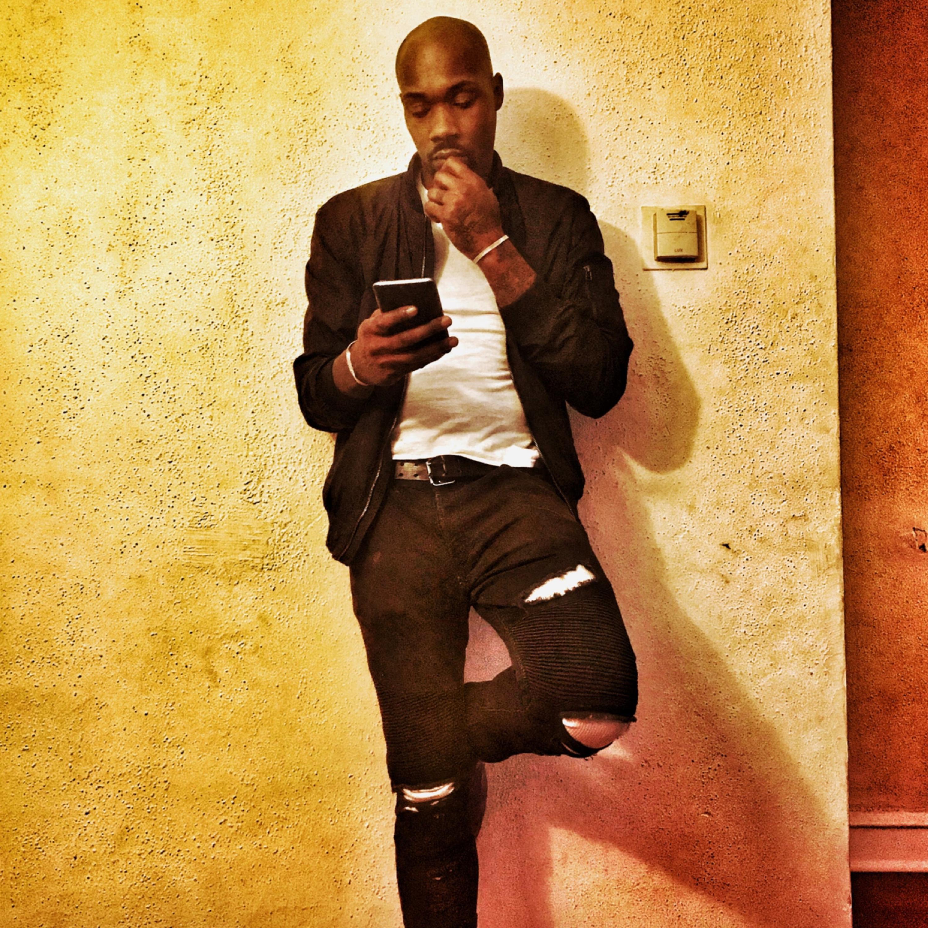 They Be Talkin artwork