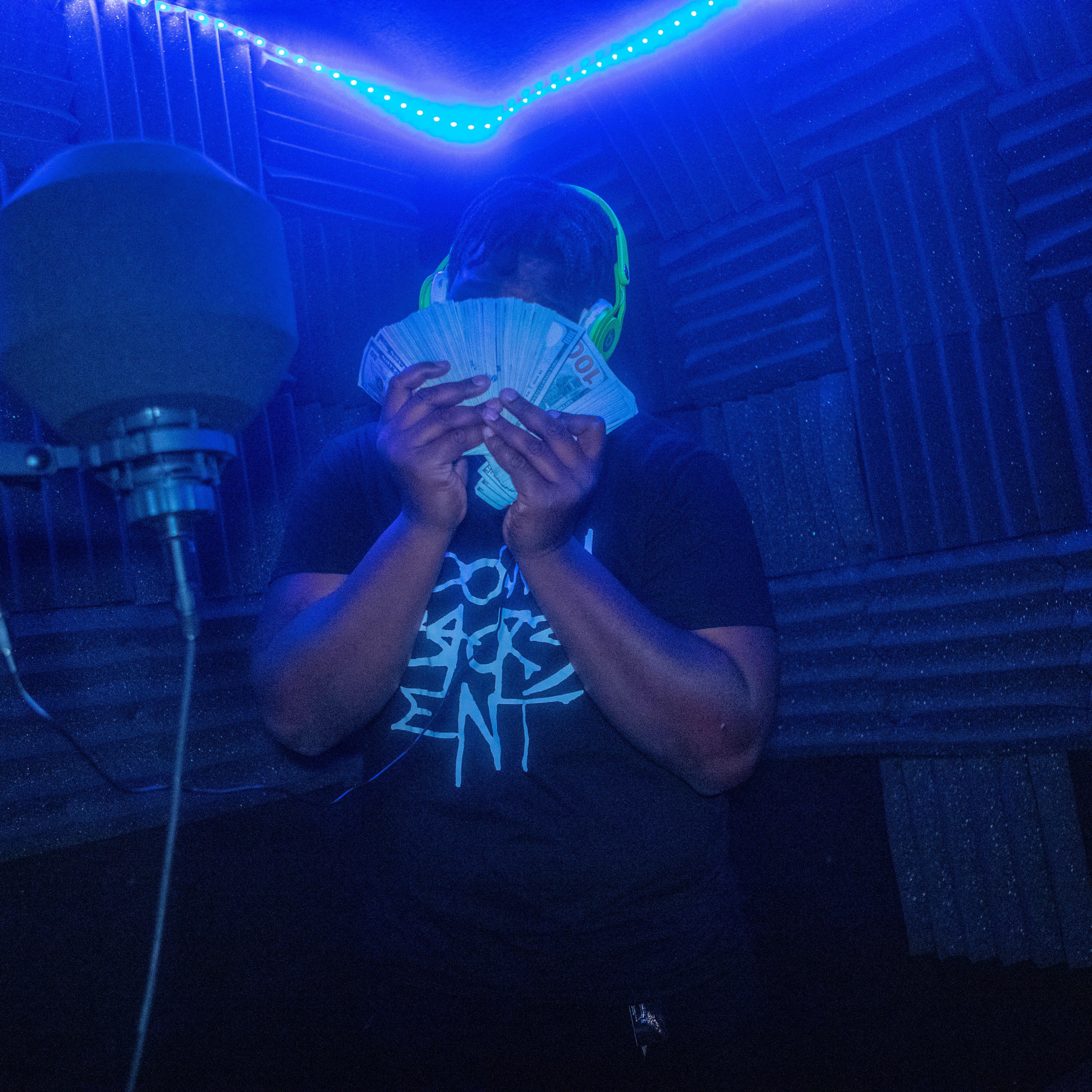 40 On Me by 10band cover art