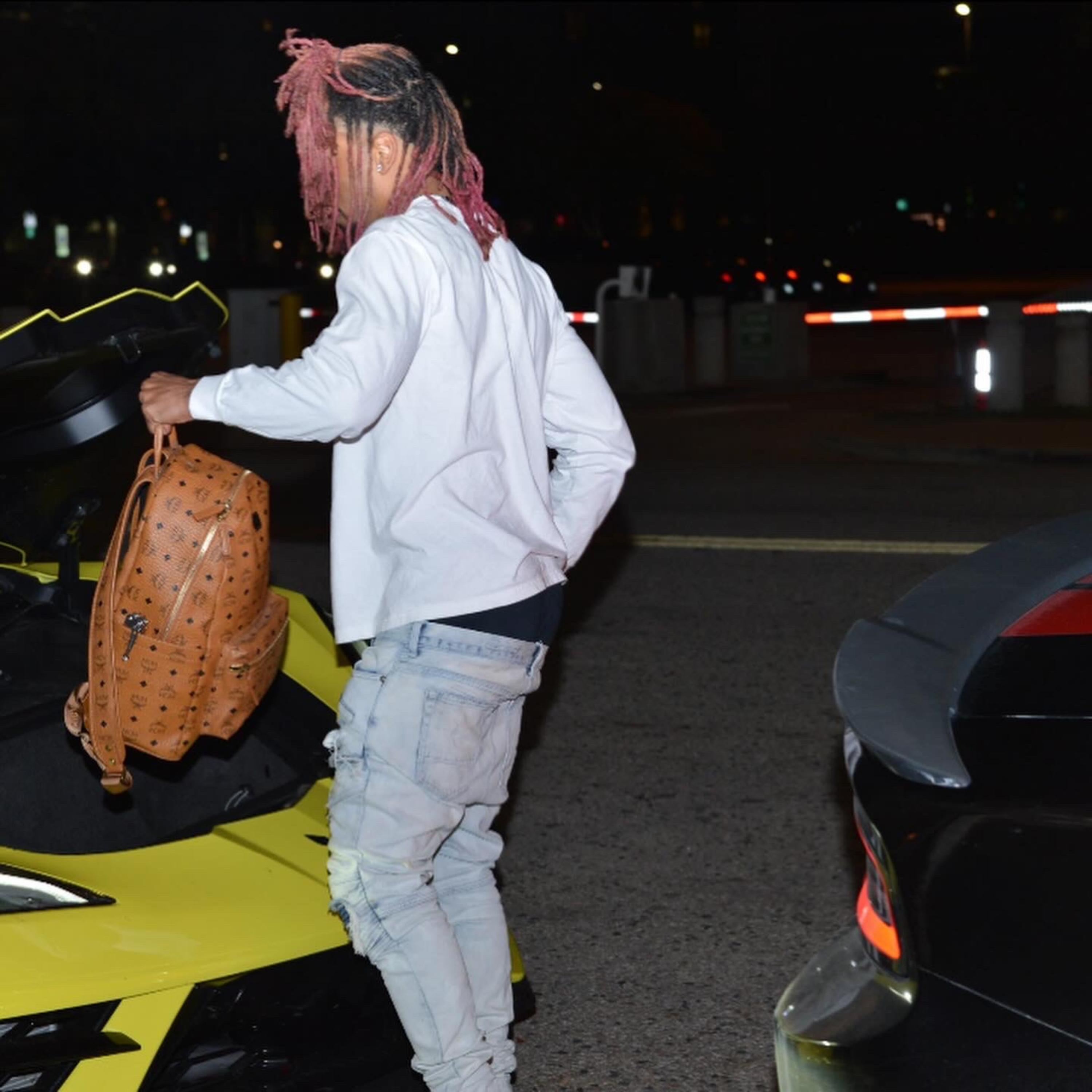 OH MY, He’s On My Fire! artwork