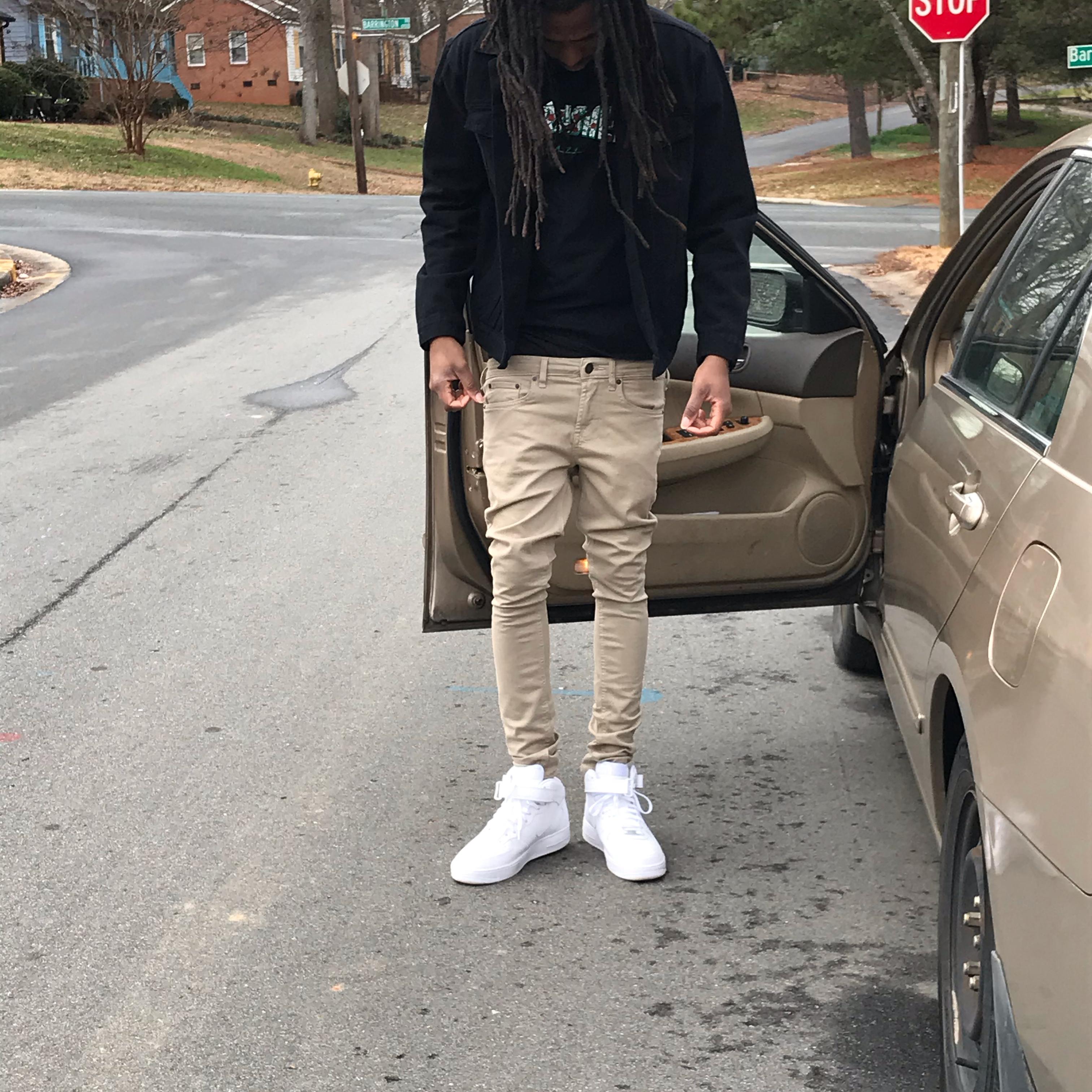 Pockets On E artwork