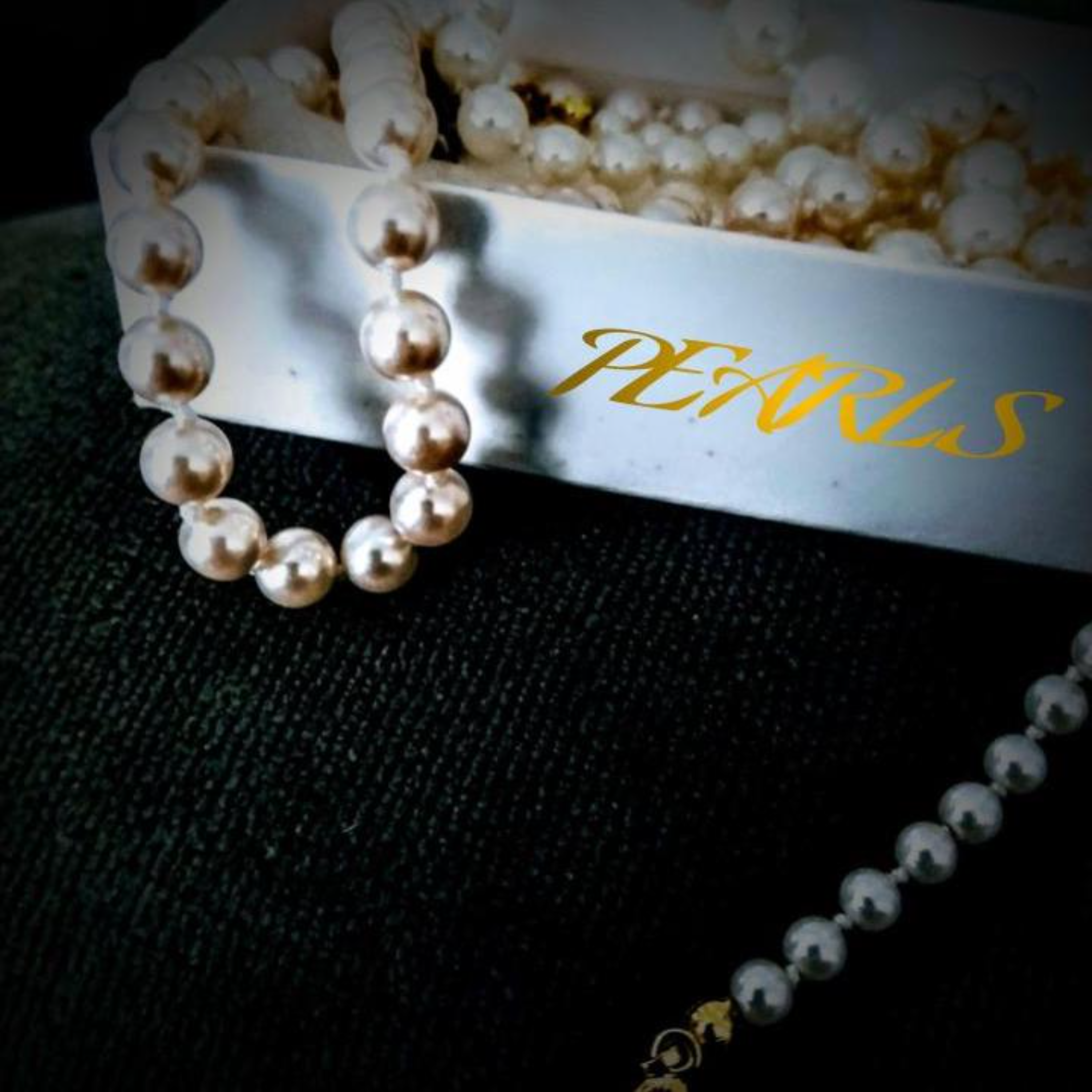 Pearls artwork