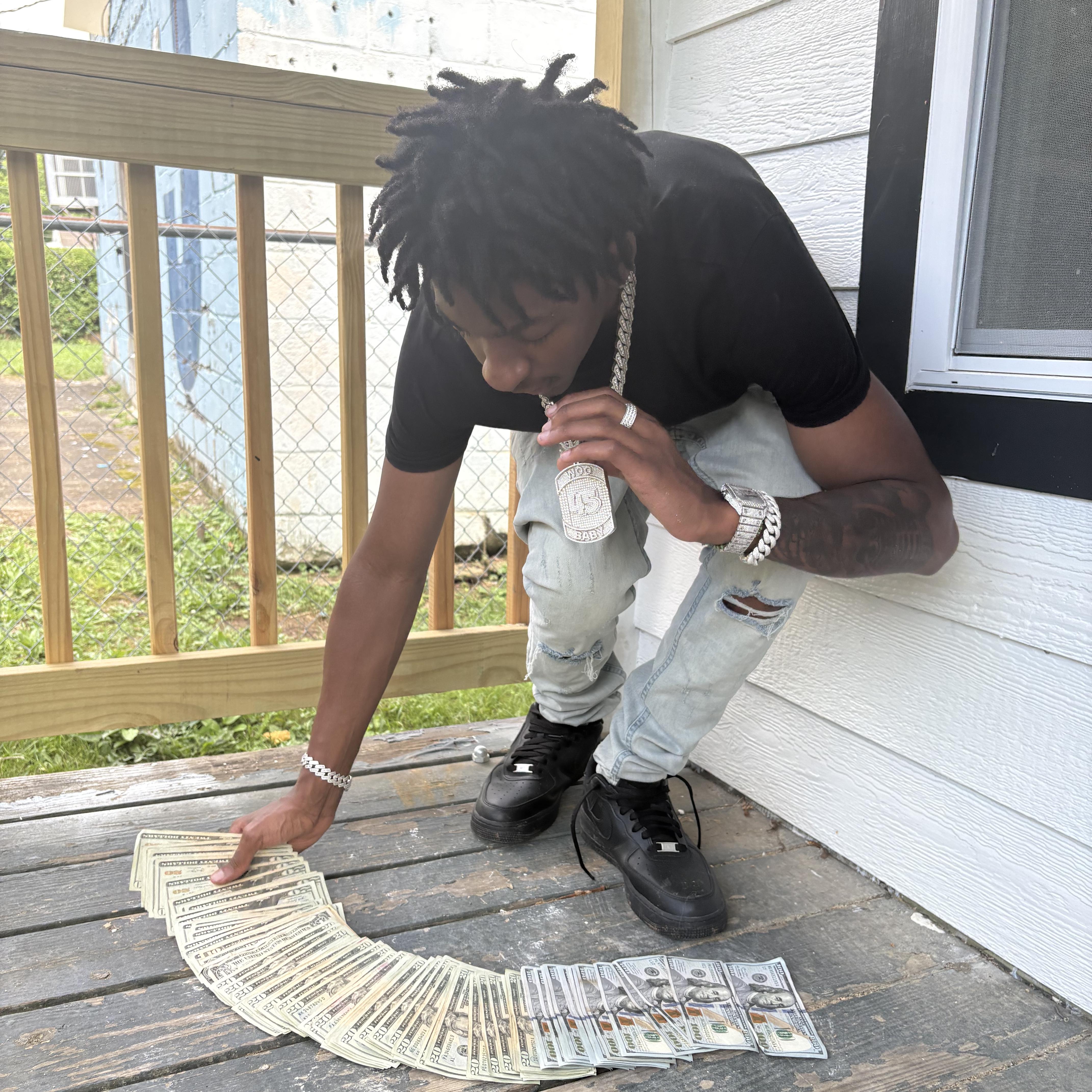 Hunnid Moe artwork