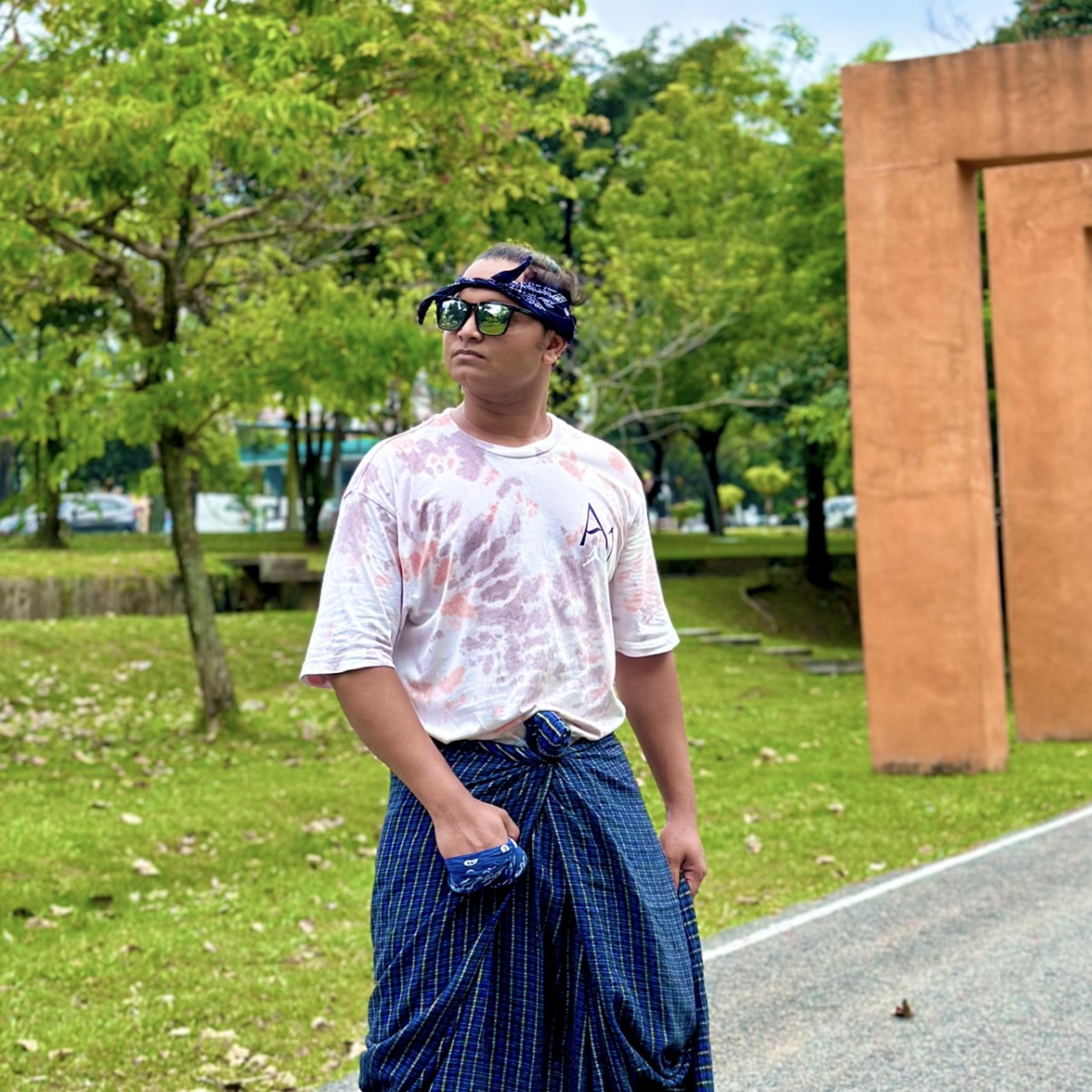 Desi style Longyi artwork