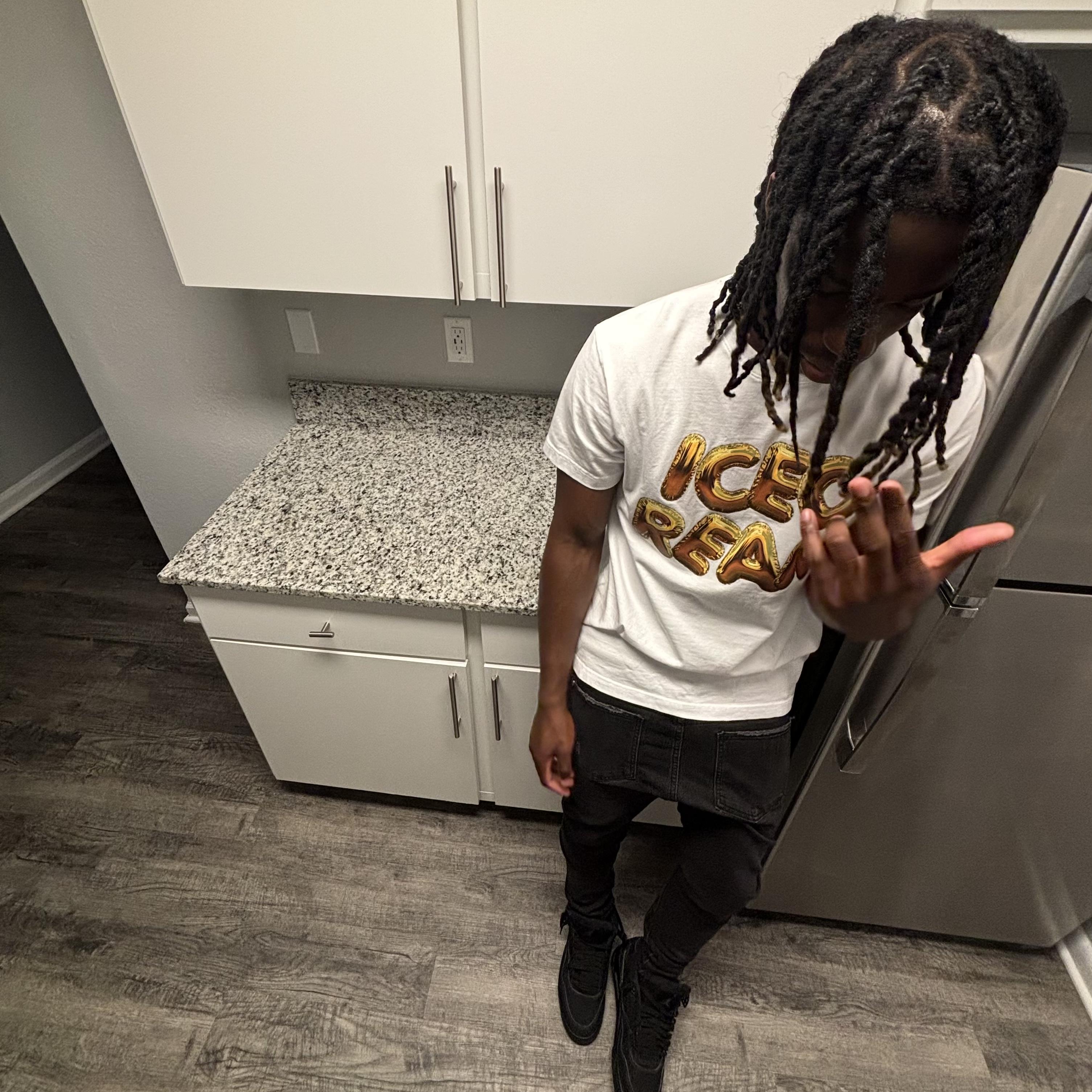 12 am in the hatts artwork