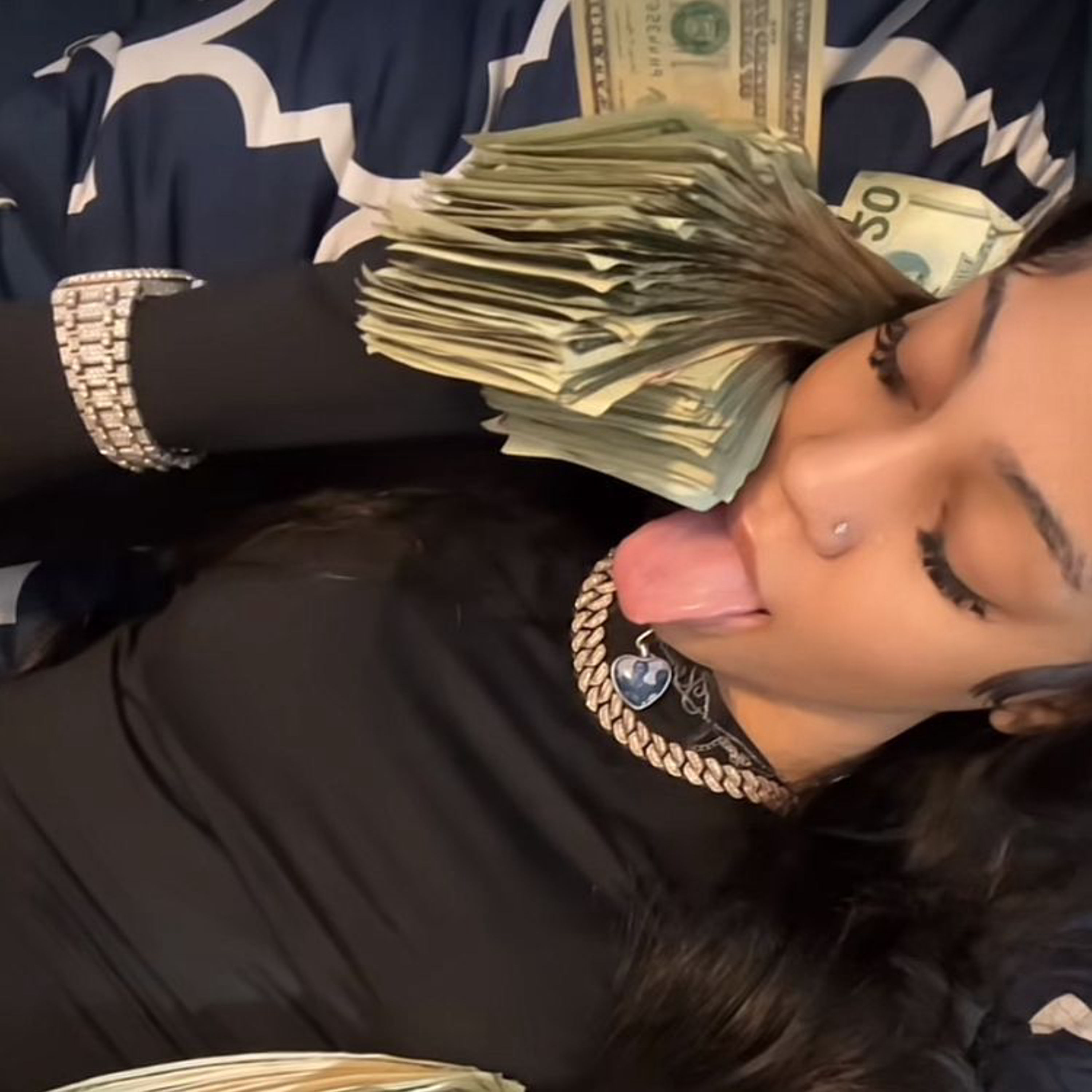 Work Them Legs artwork