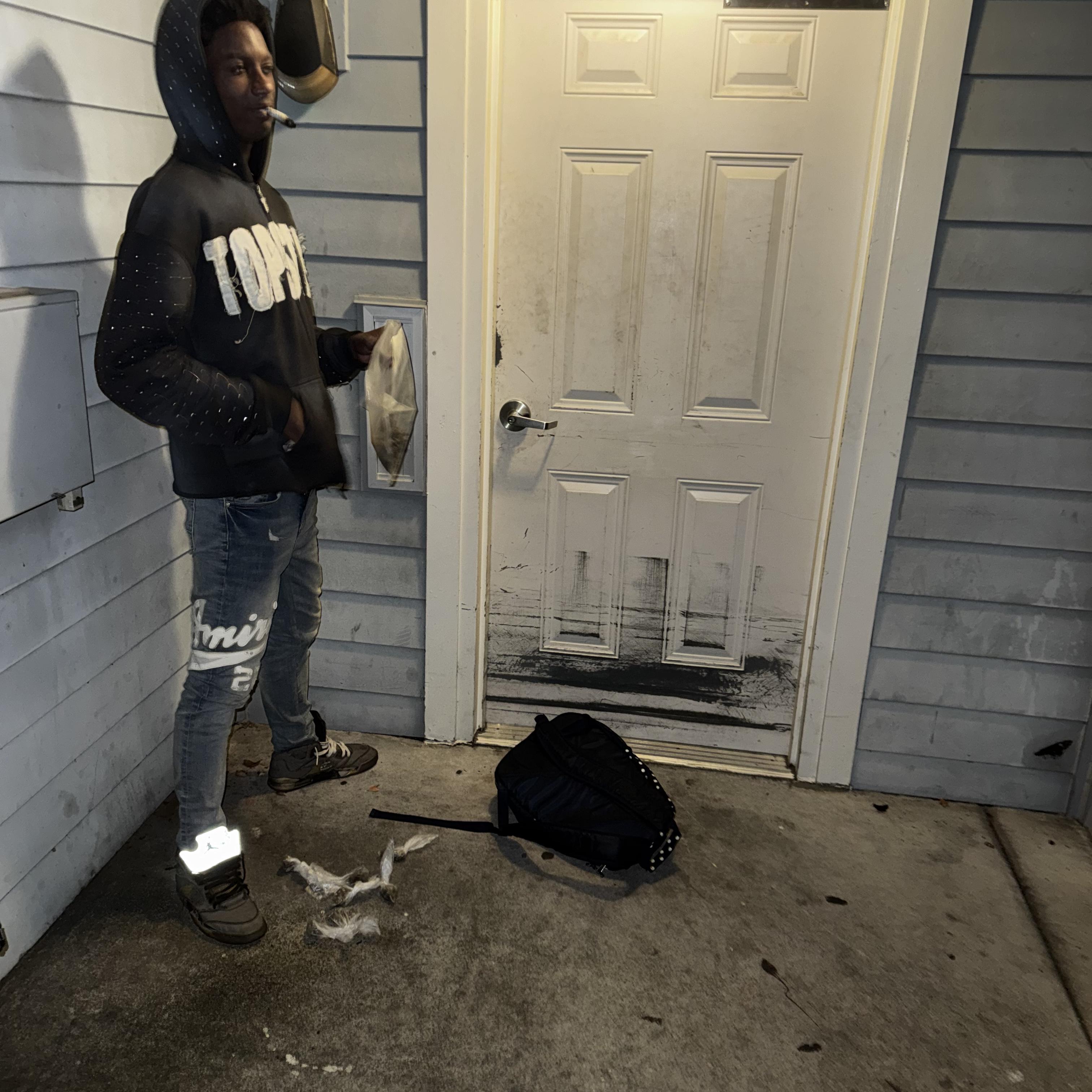 1017 tizzle artwork