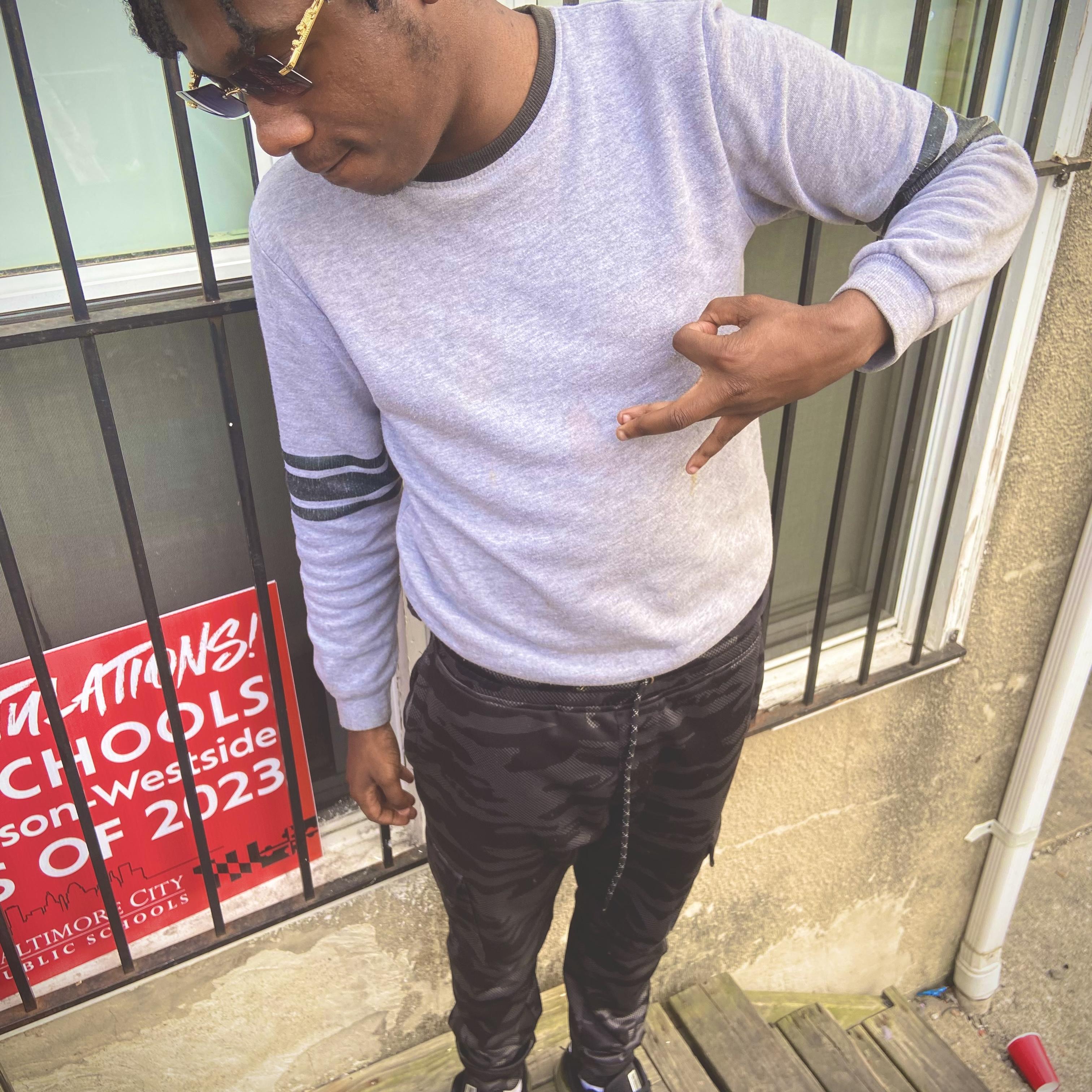 Drac Inna Couch artwork