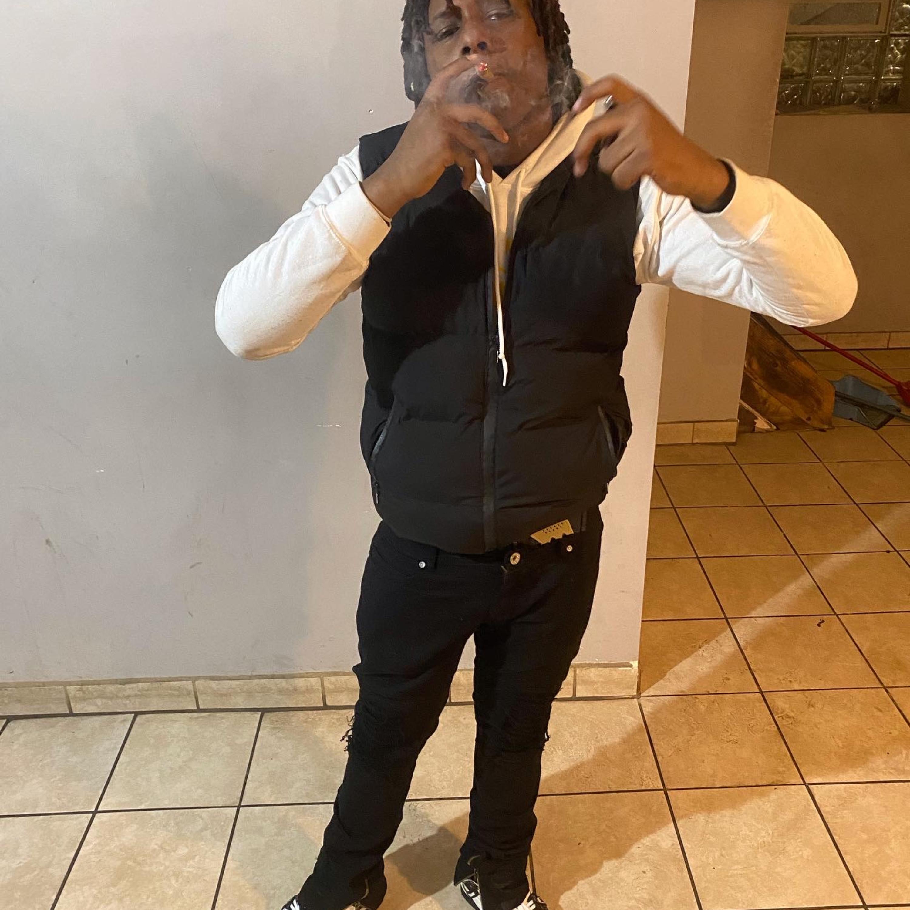Hot Shit by Youngcapo2100 cover art