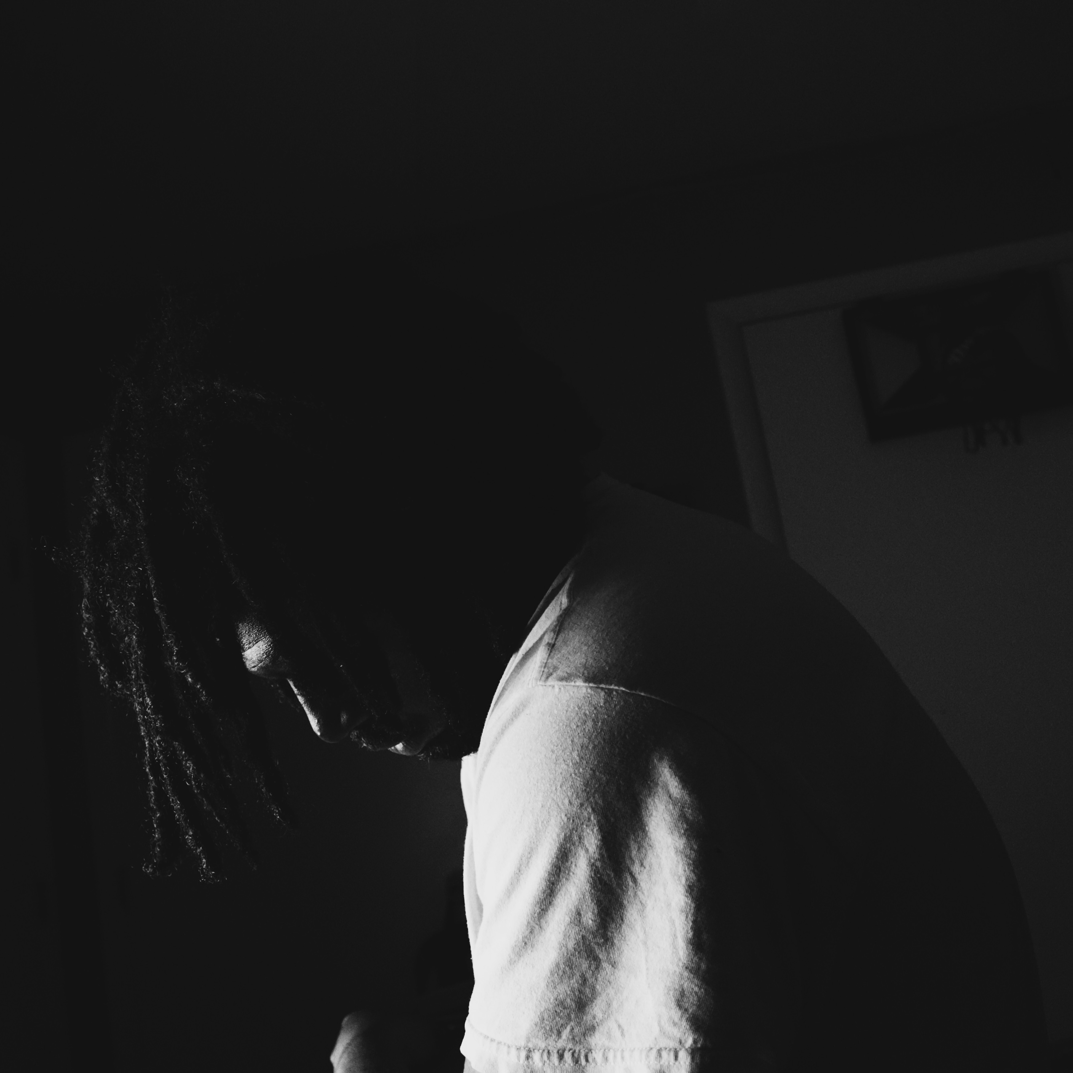 SMILE, DON'T LOOK BACK artwork