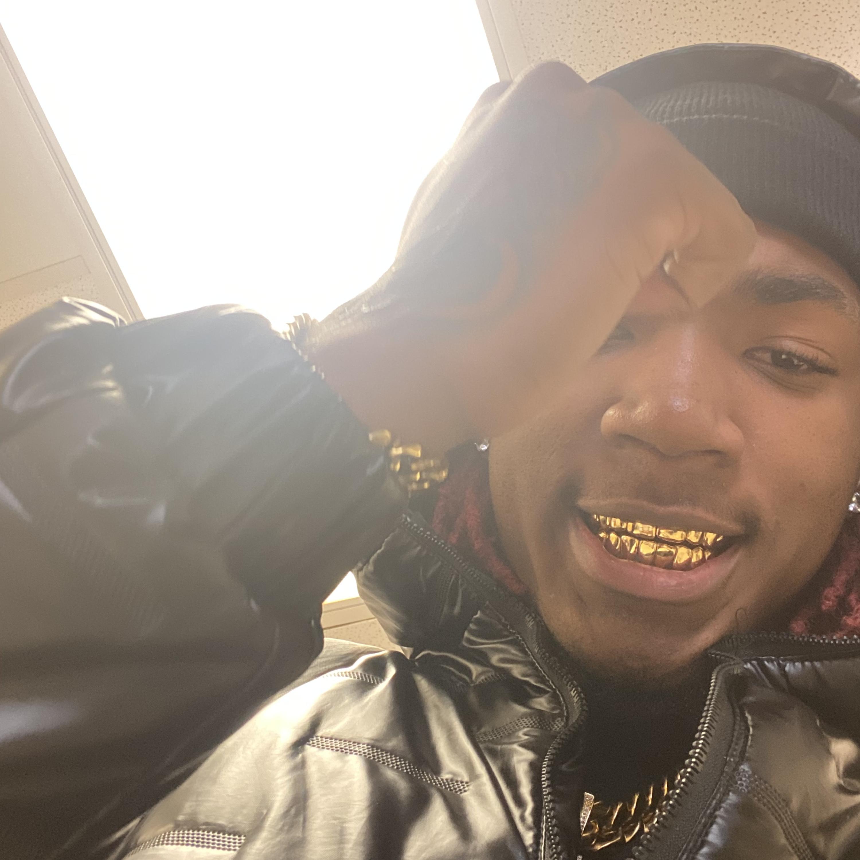 Gold¡ artwork