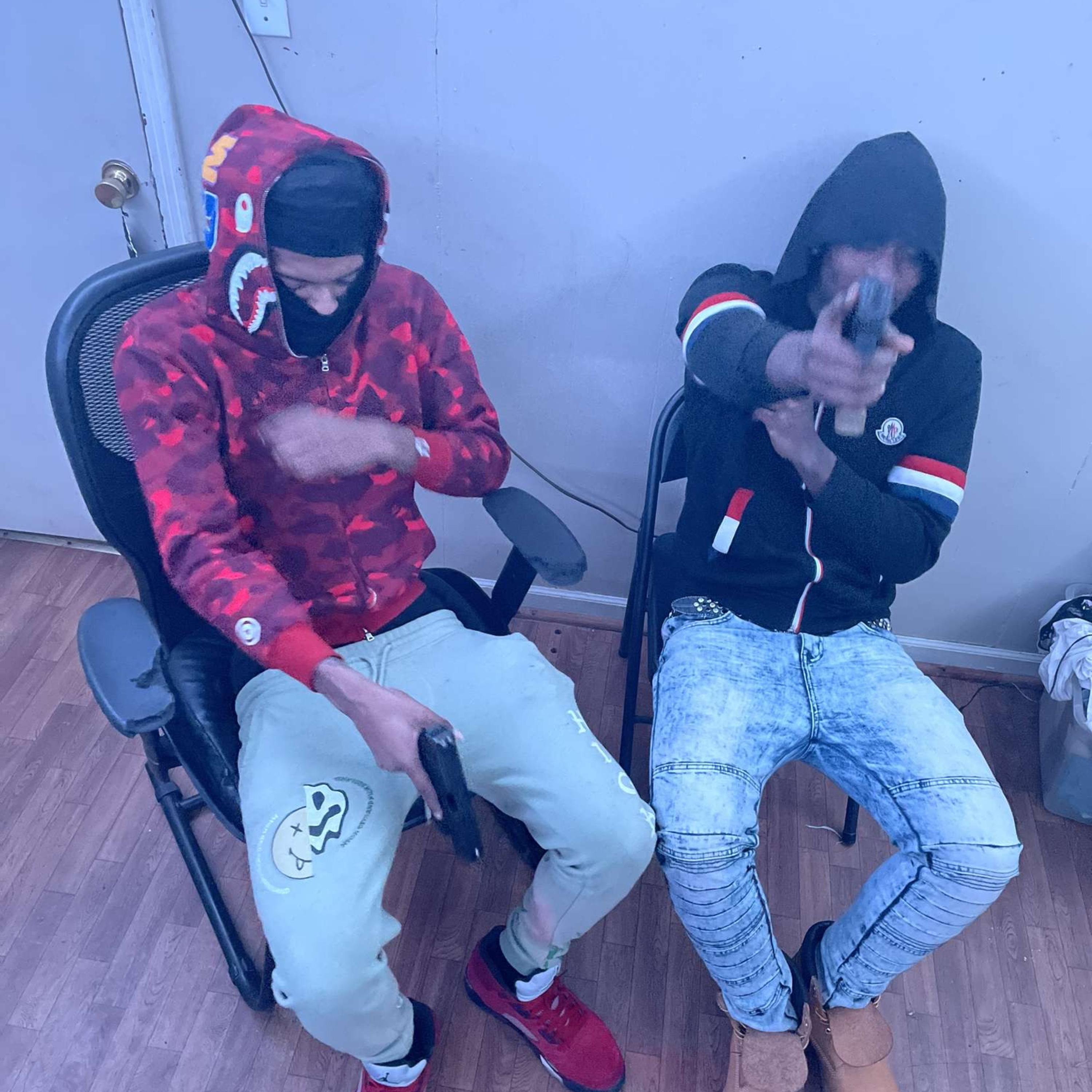 G19 W DA 30 artwork