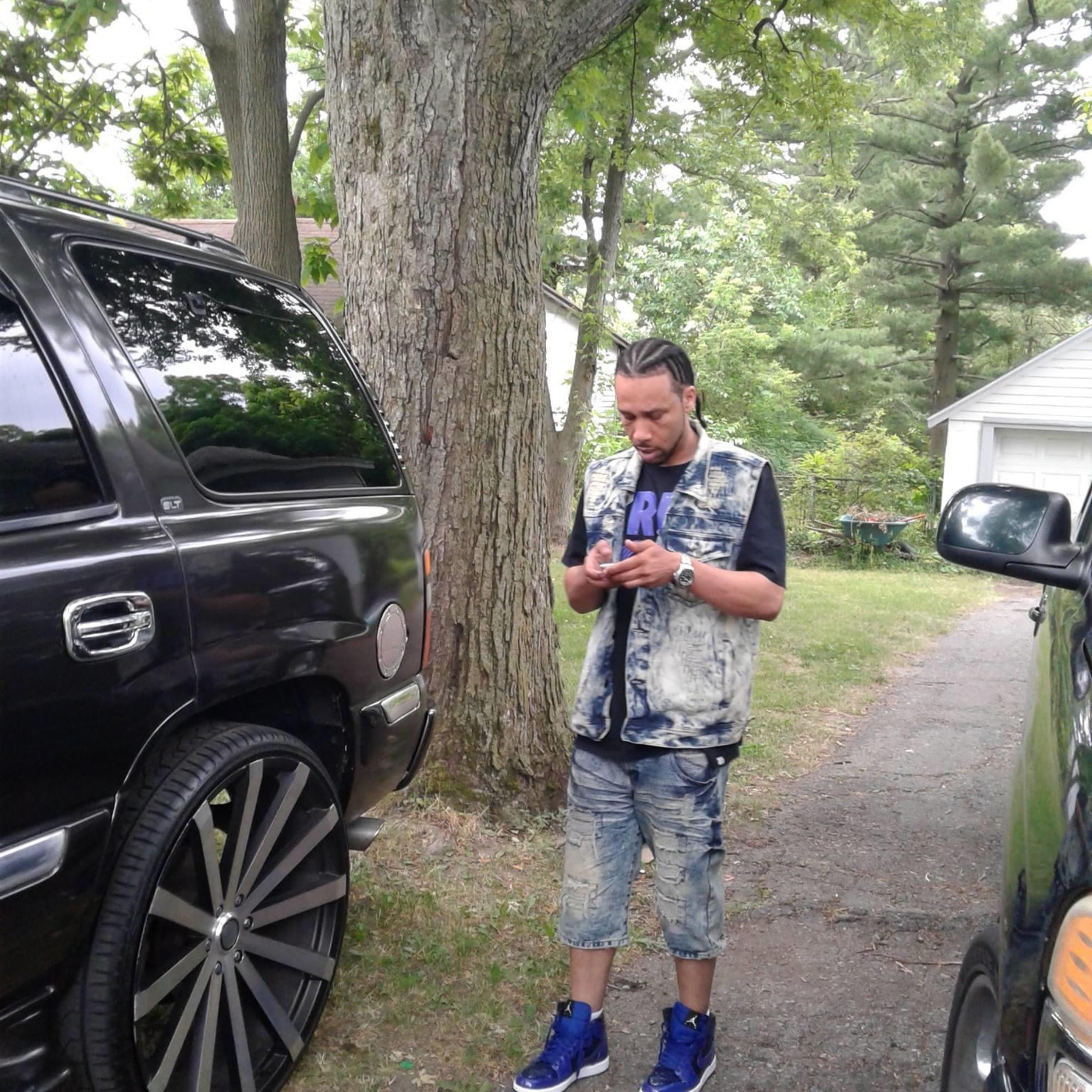 U Betta Watch Me artwork