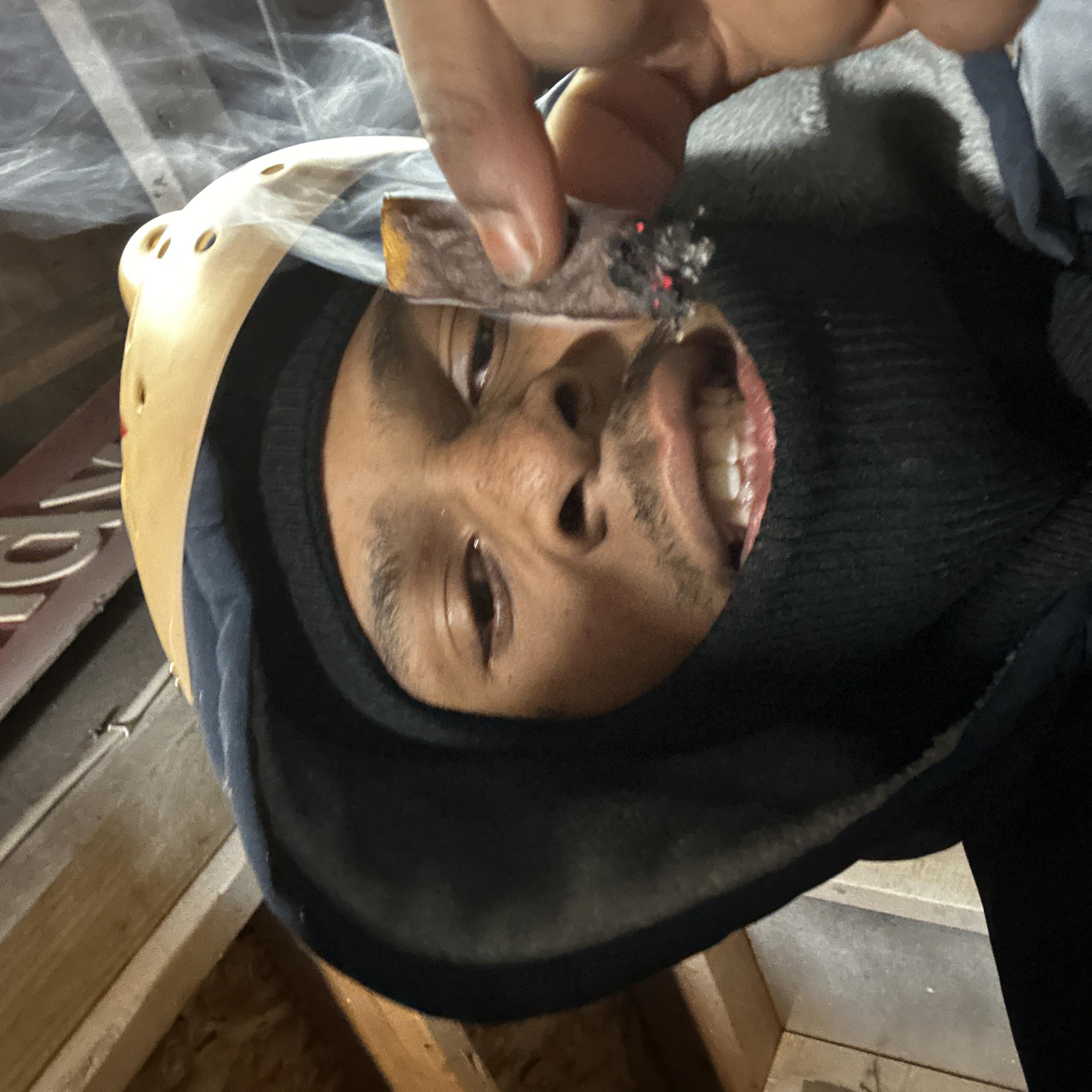 SMOKING GAS artwork