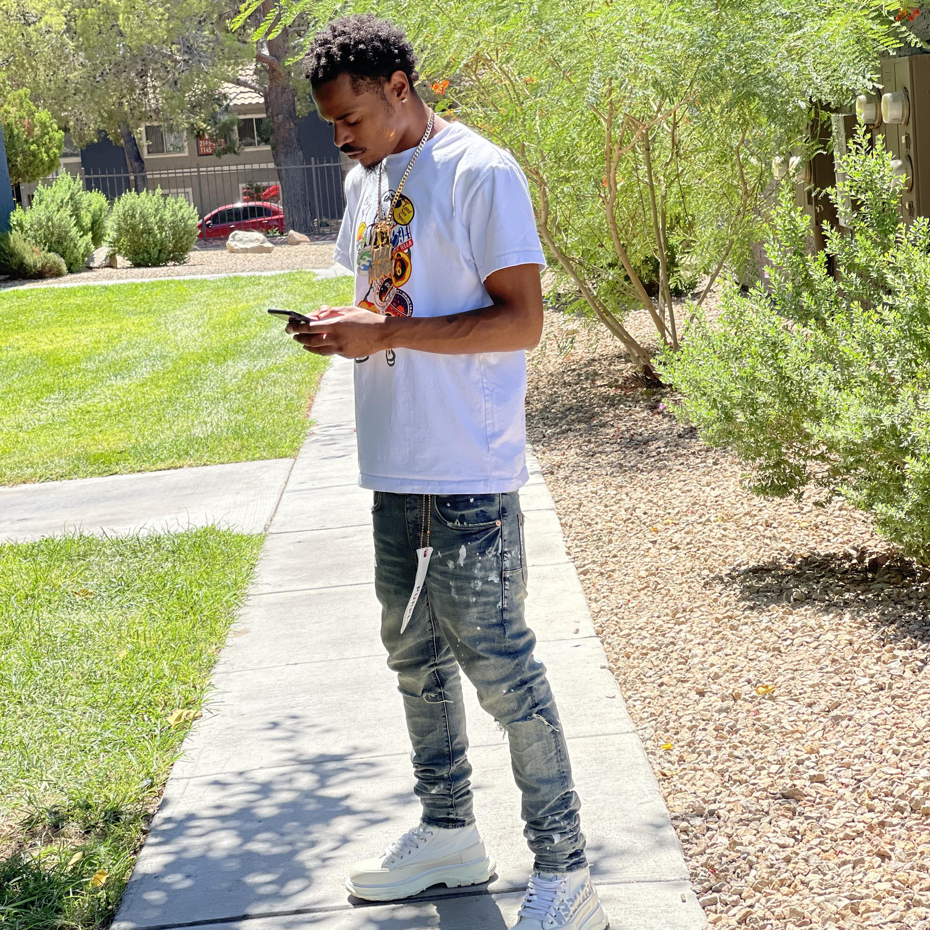 Steppin Through by IZZYMONEYIZZZ cover art