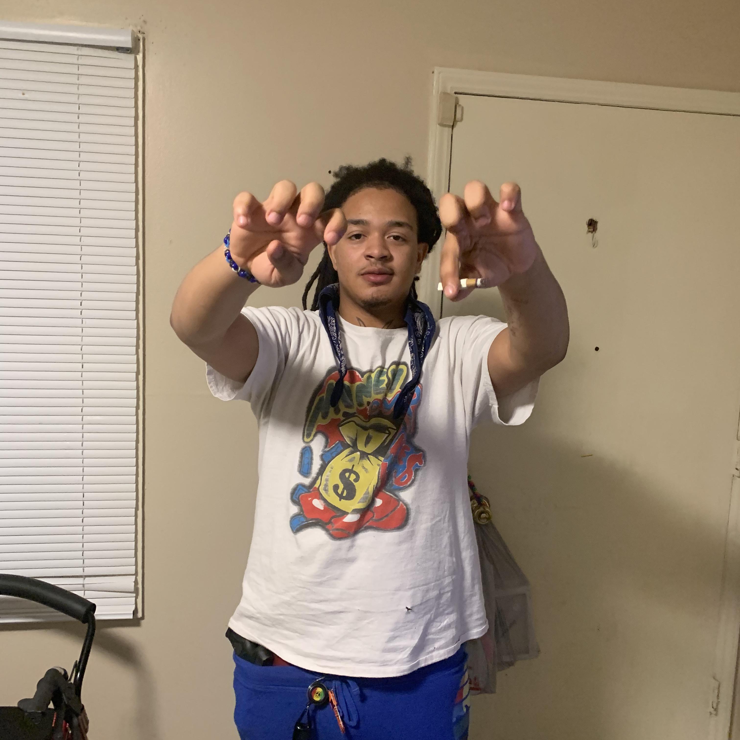 Rxllvn Tre's artwork